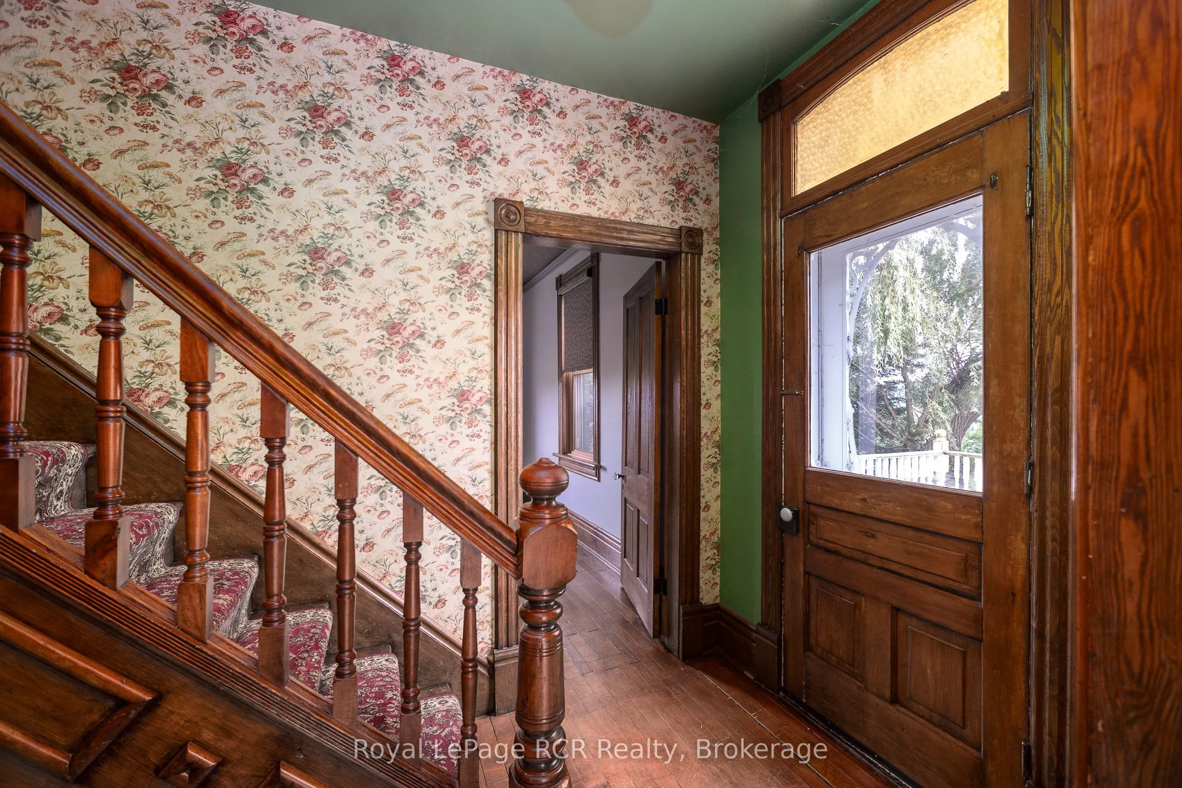 611808 Southgate Sideroad 61