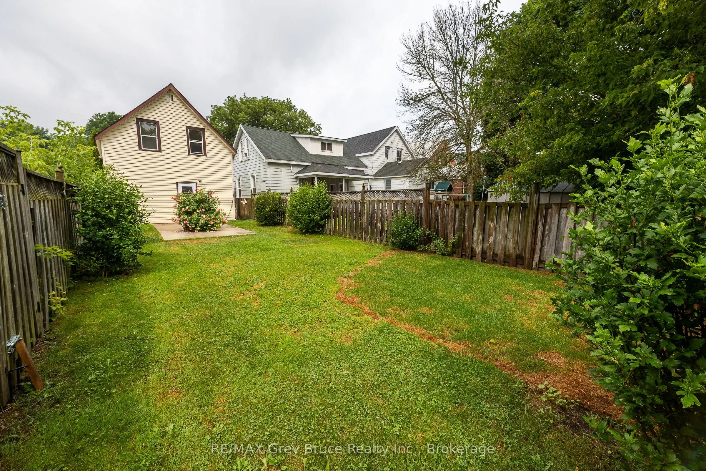 1131 3rd Avenue W