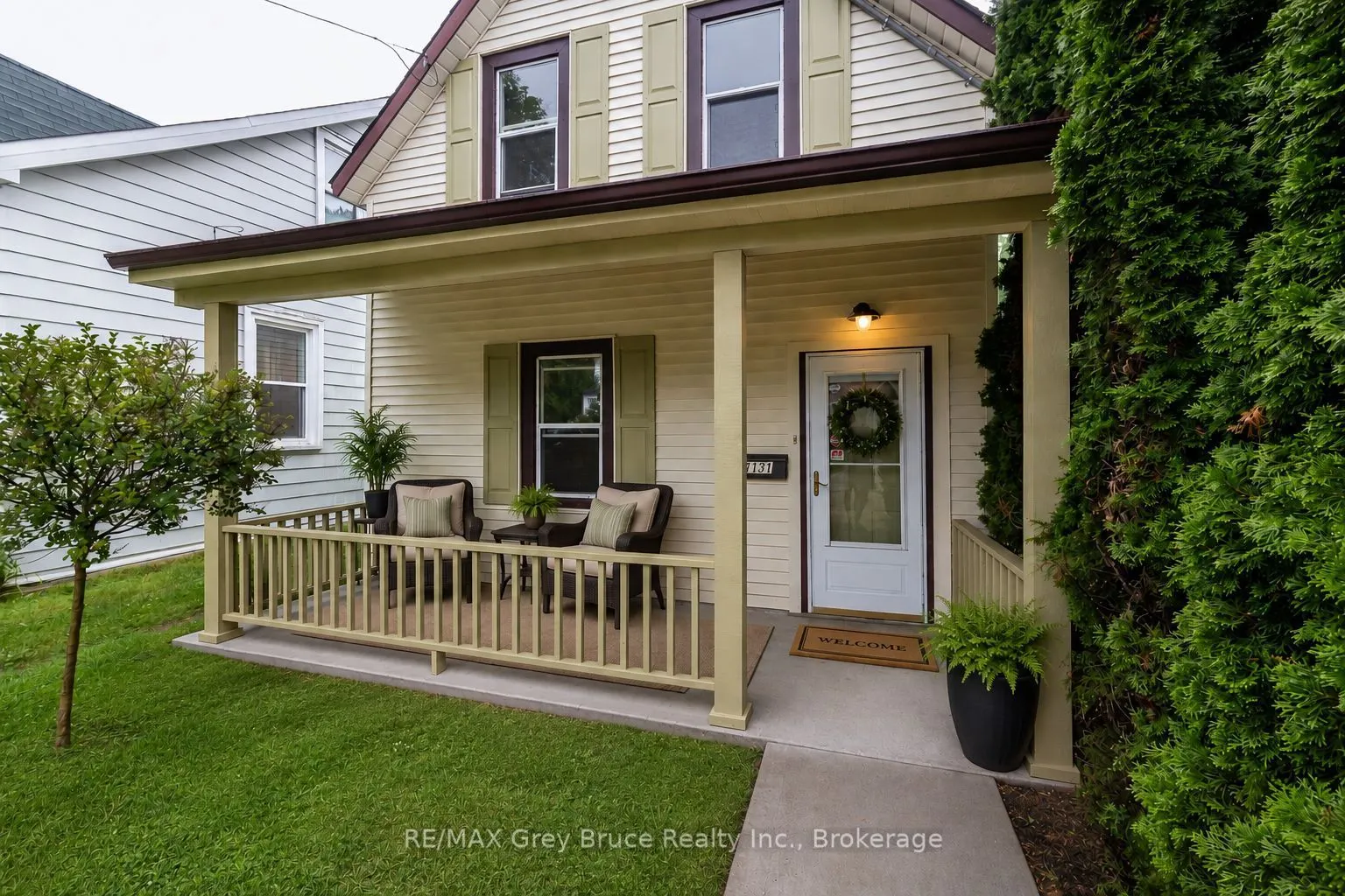 1131 3rd Avenue W