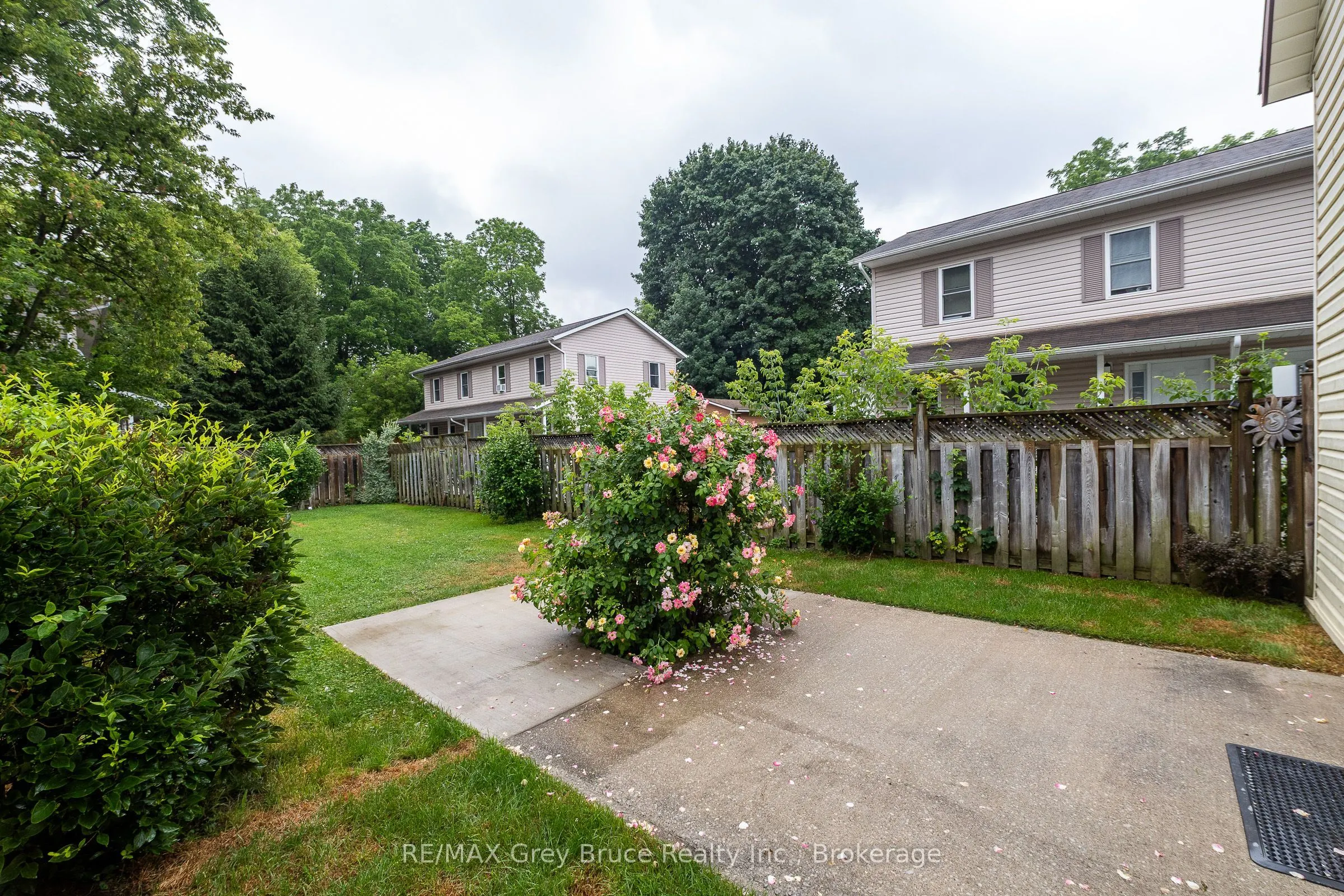 1131 3rd Avenue W