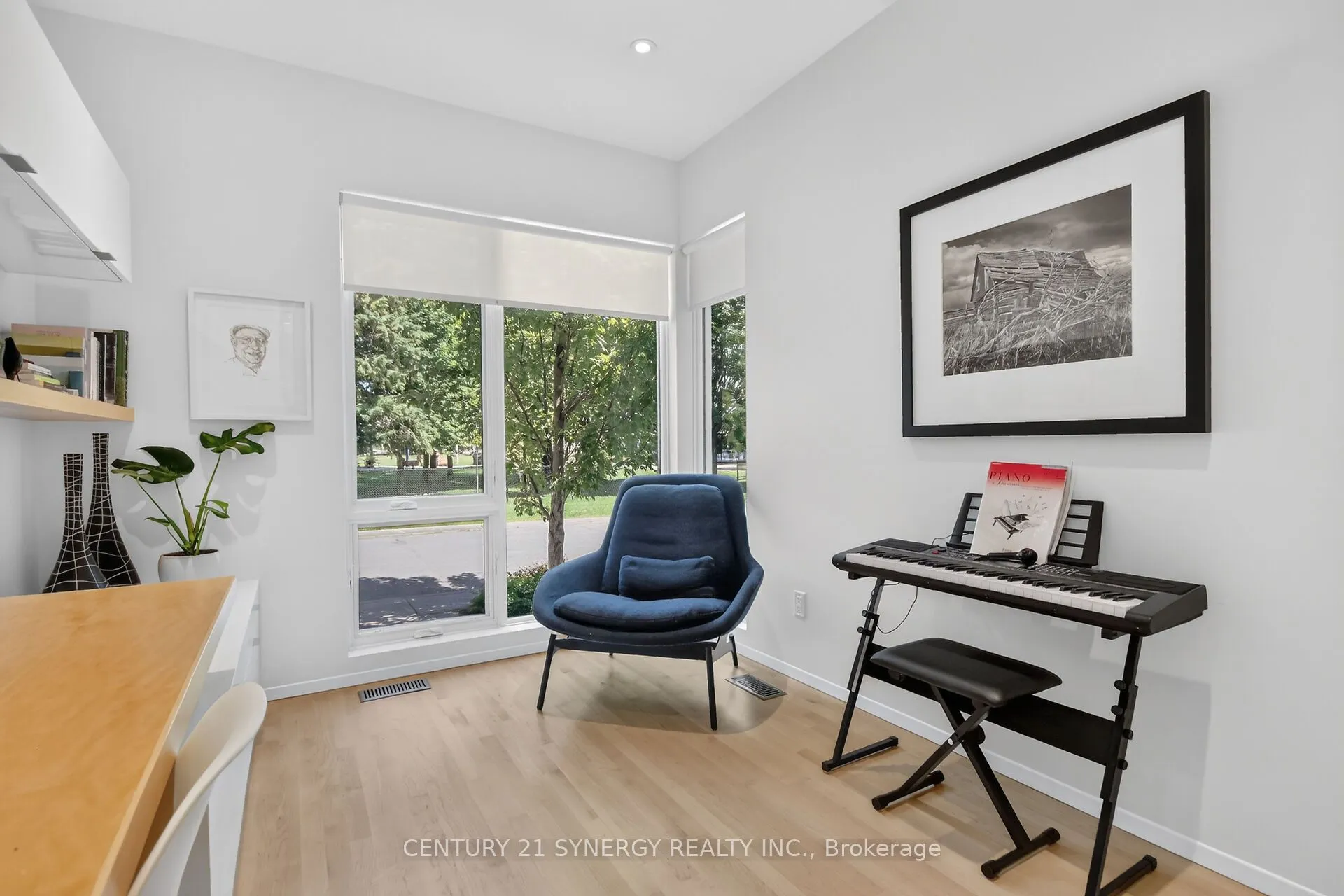 24 Stonehurst Avenue