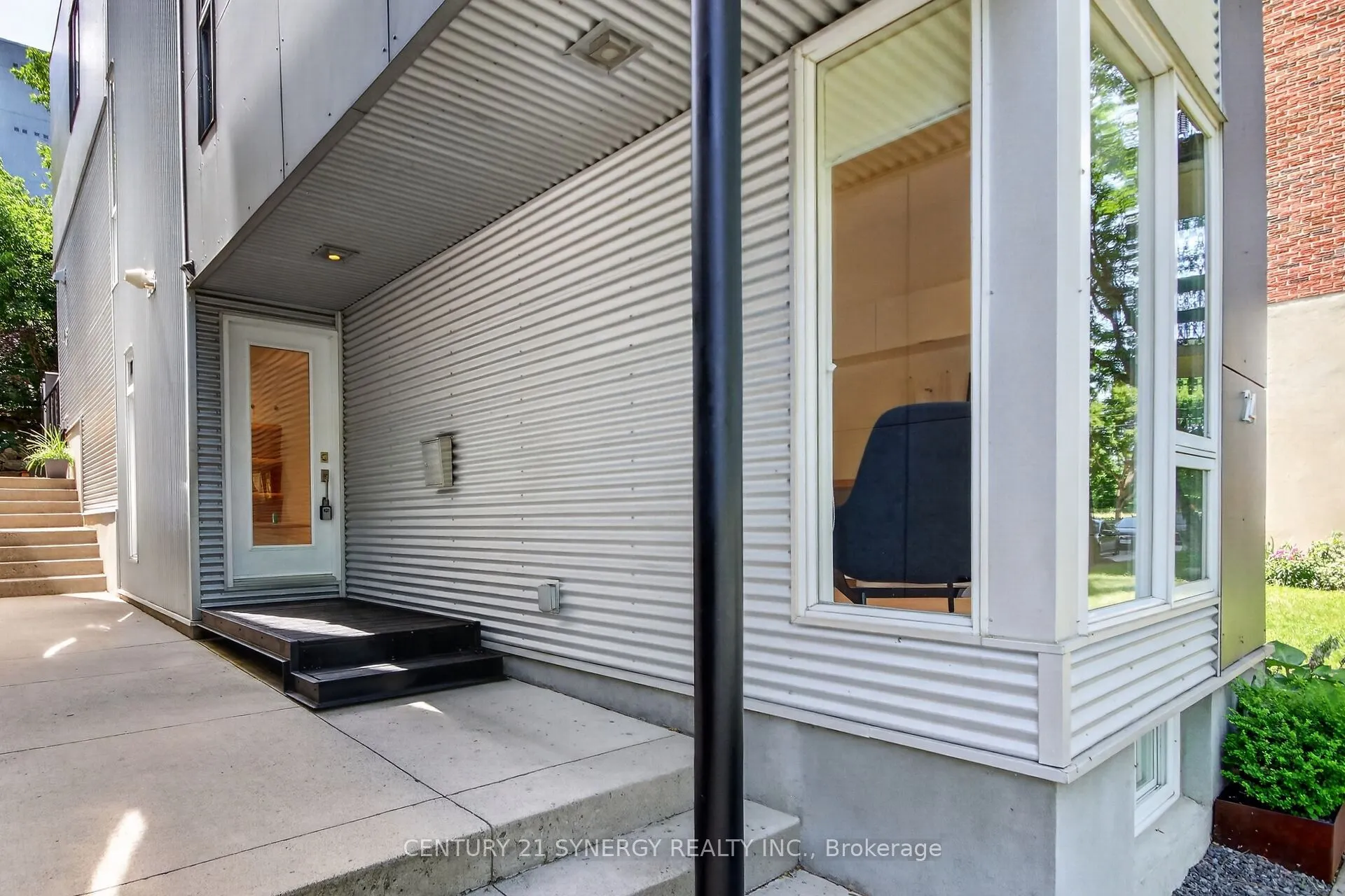 24 Stonehurst Avenue