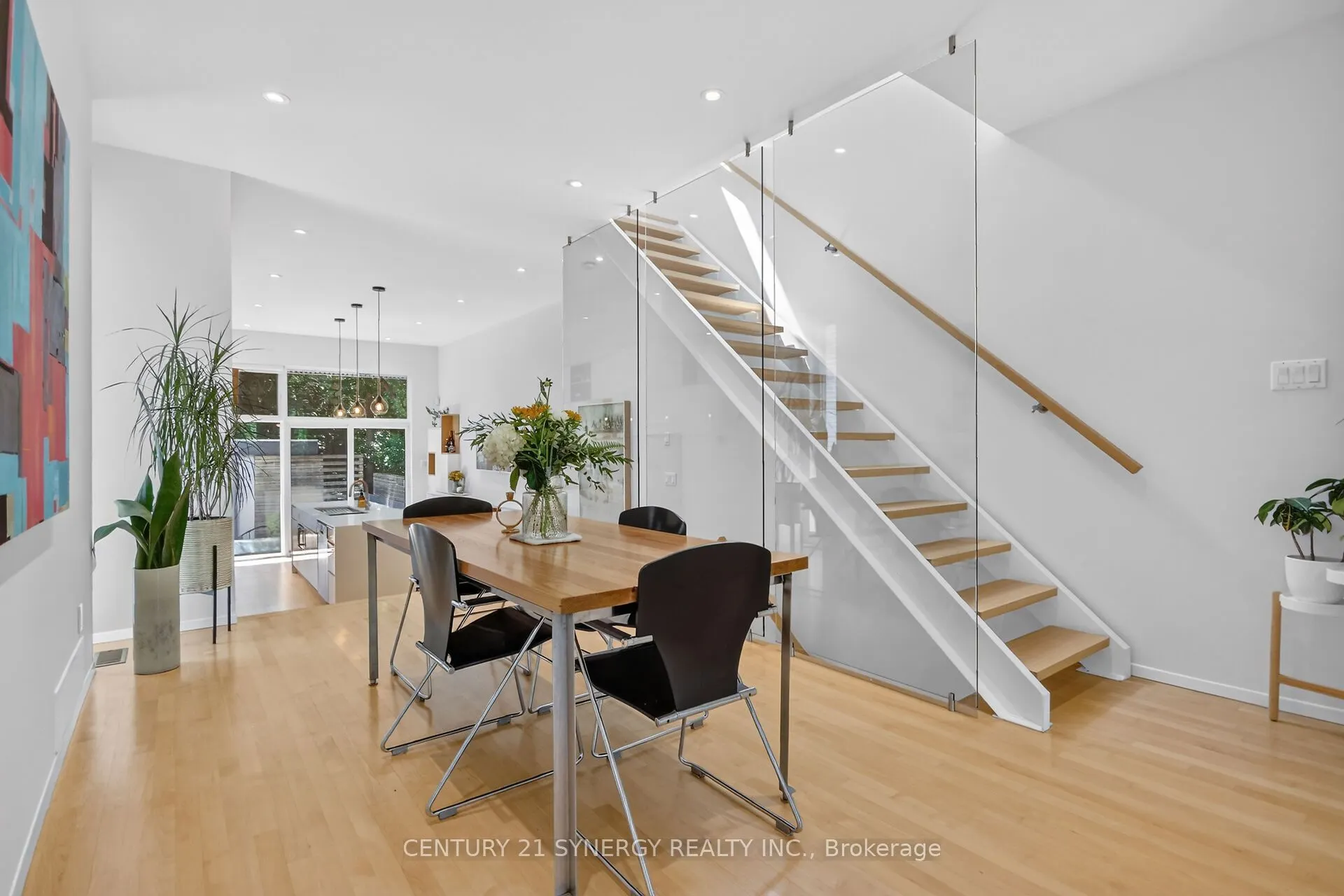 24 Stonehurst Avenue