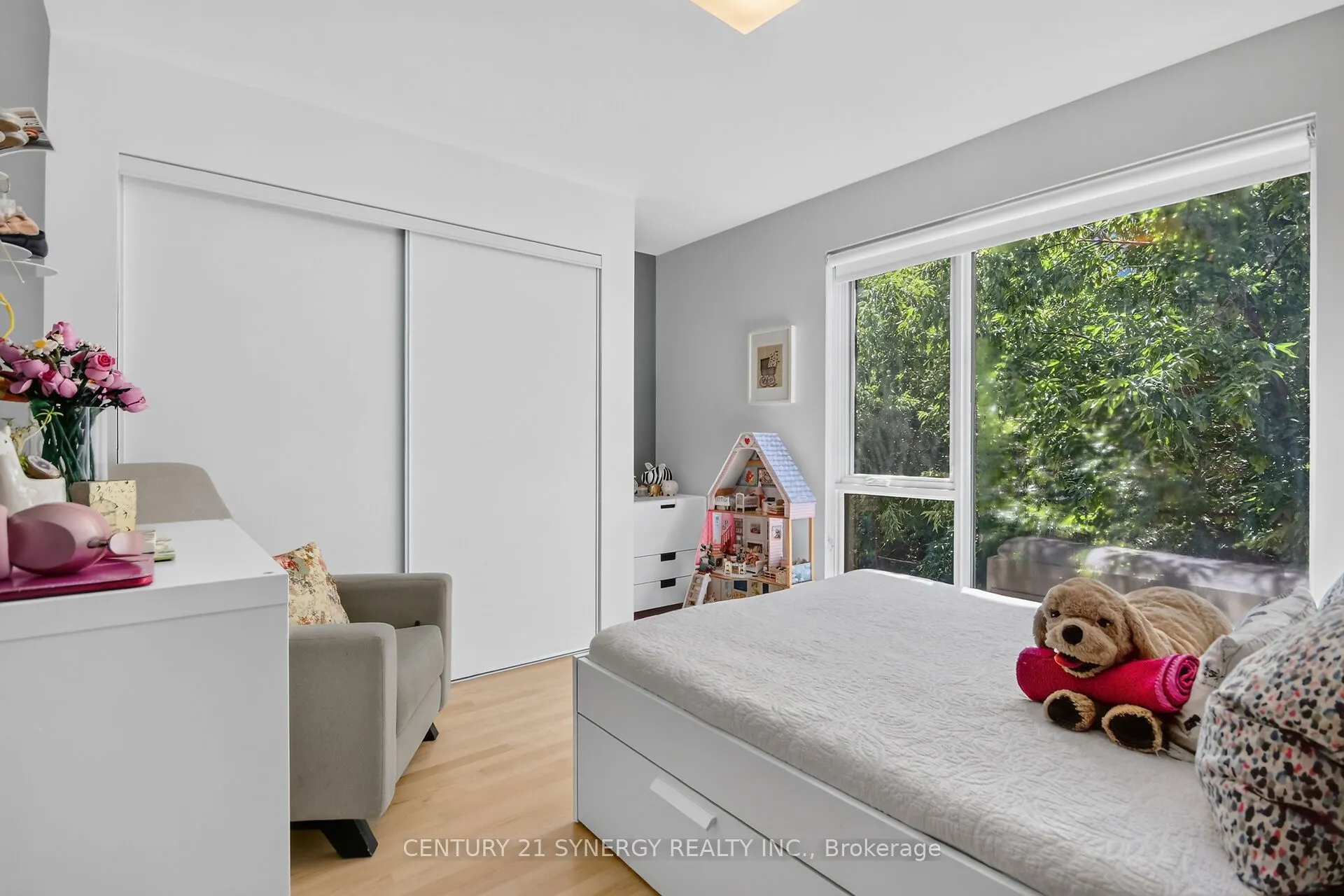 24 Stonehurst Avenue