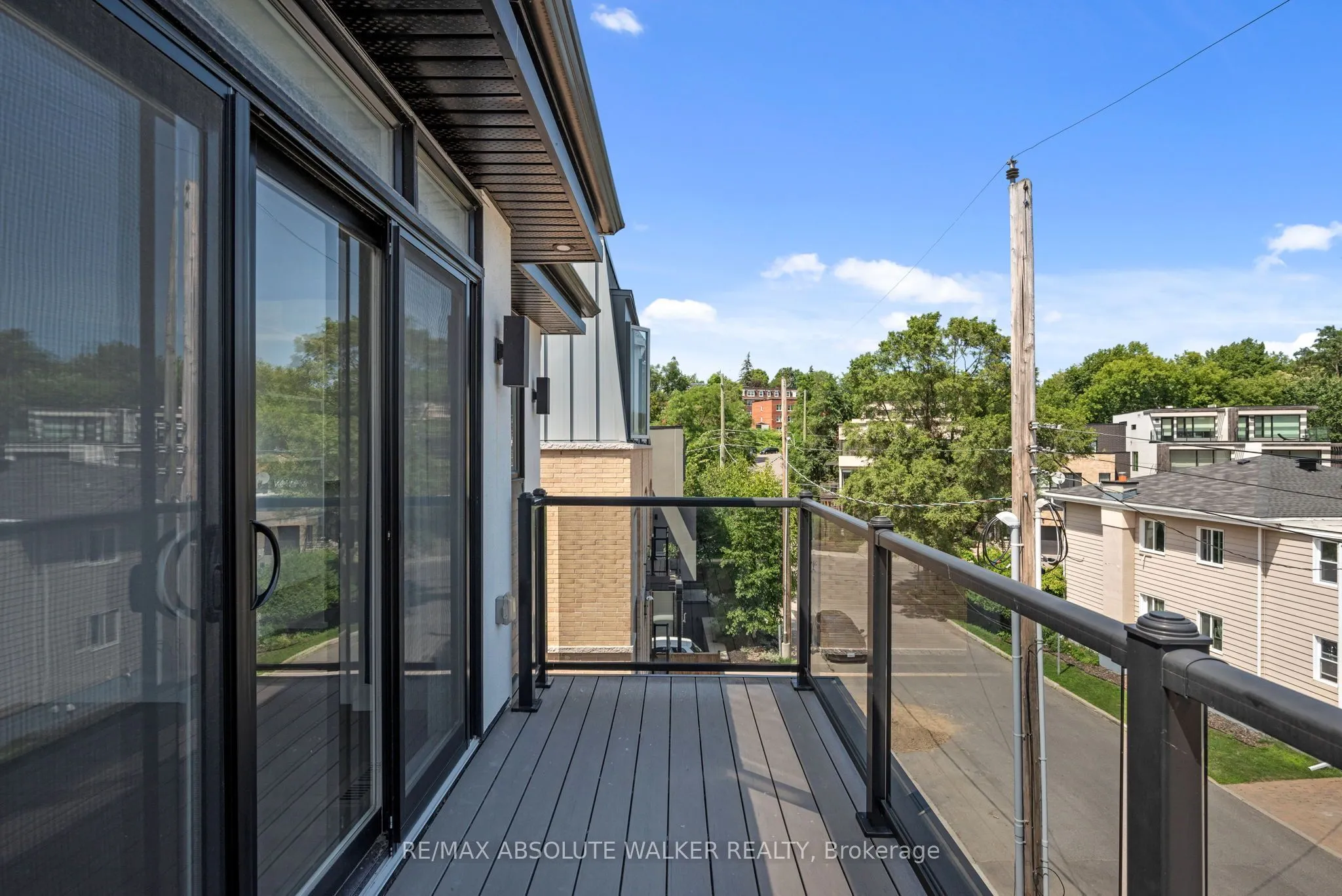 10 Chapleau Avenue #A