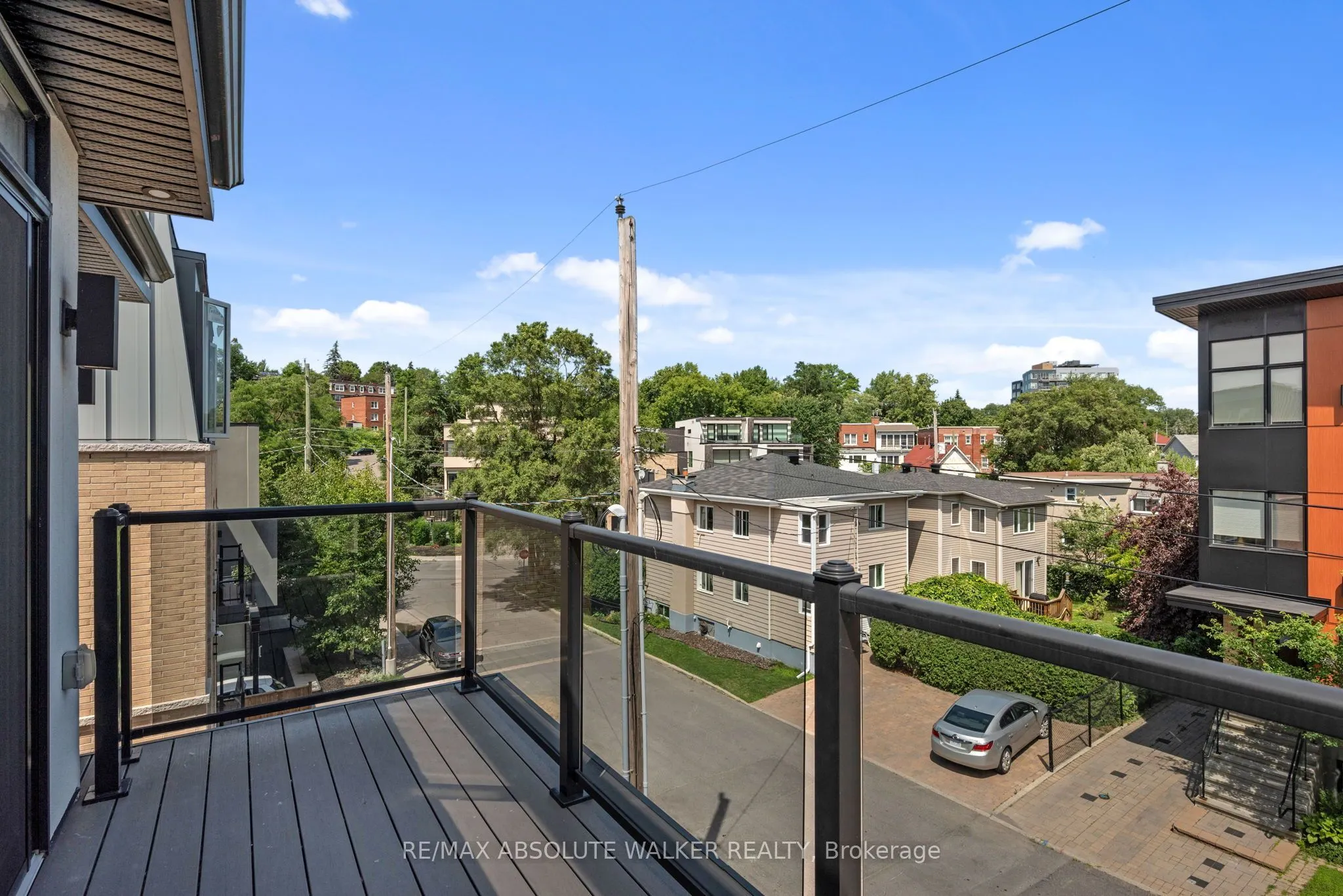 10 Chapleau Avenue #A