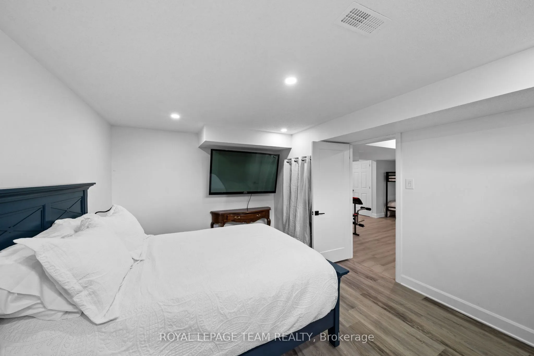 6936 Mary Anne Drive
