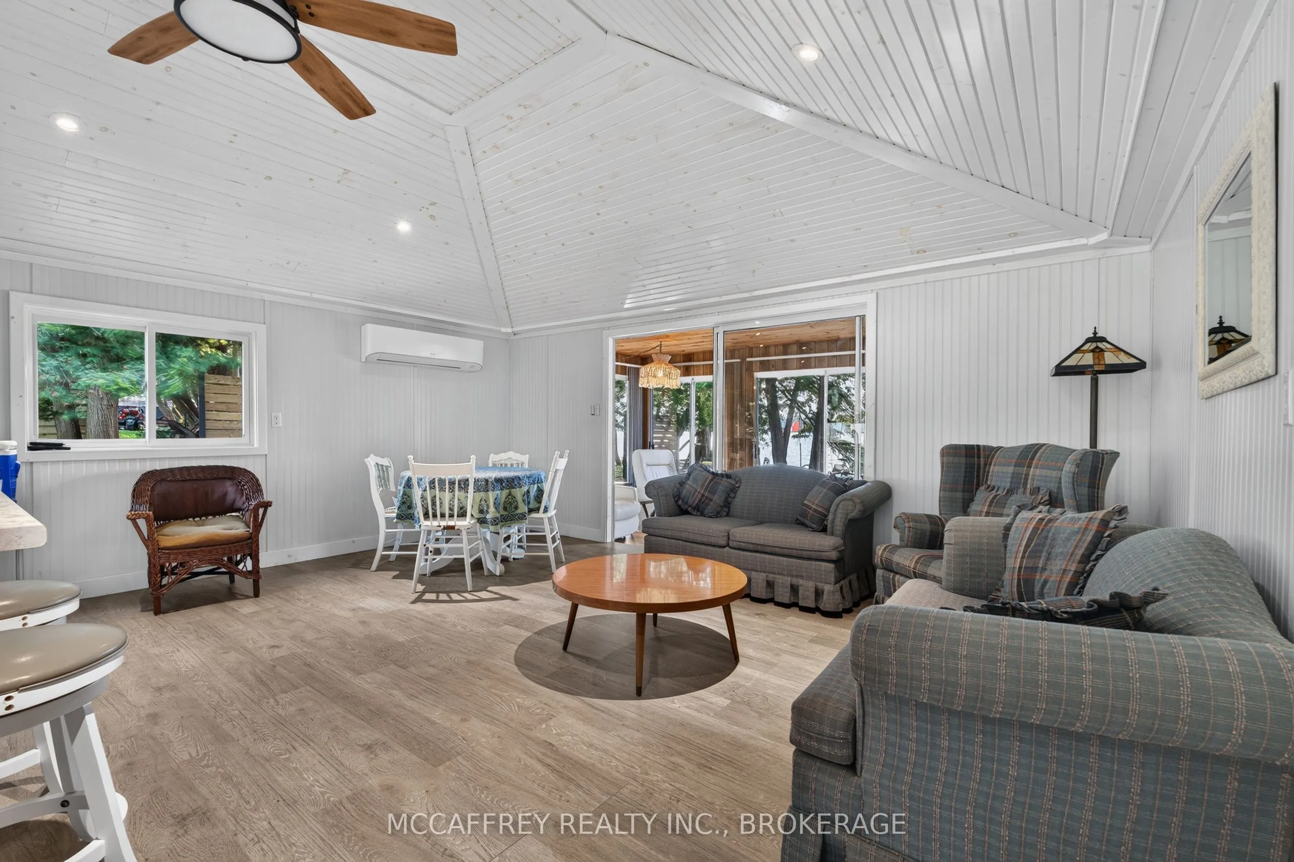 96 Islandview Lane
