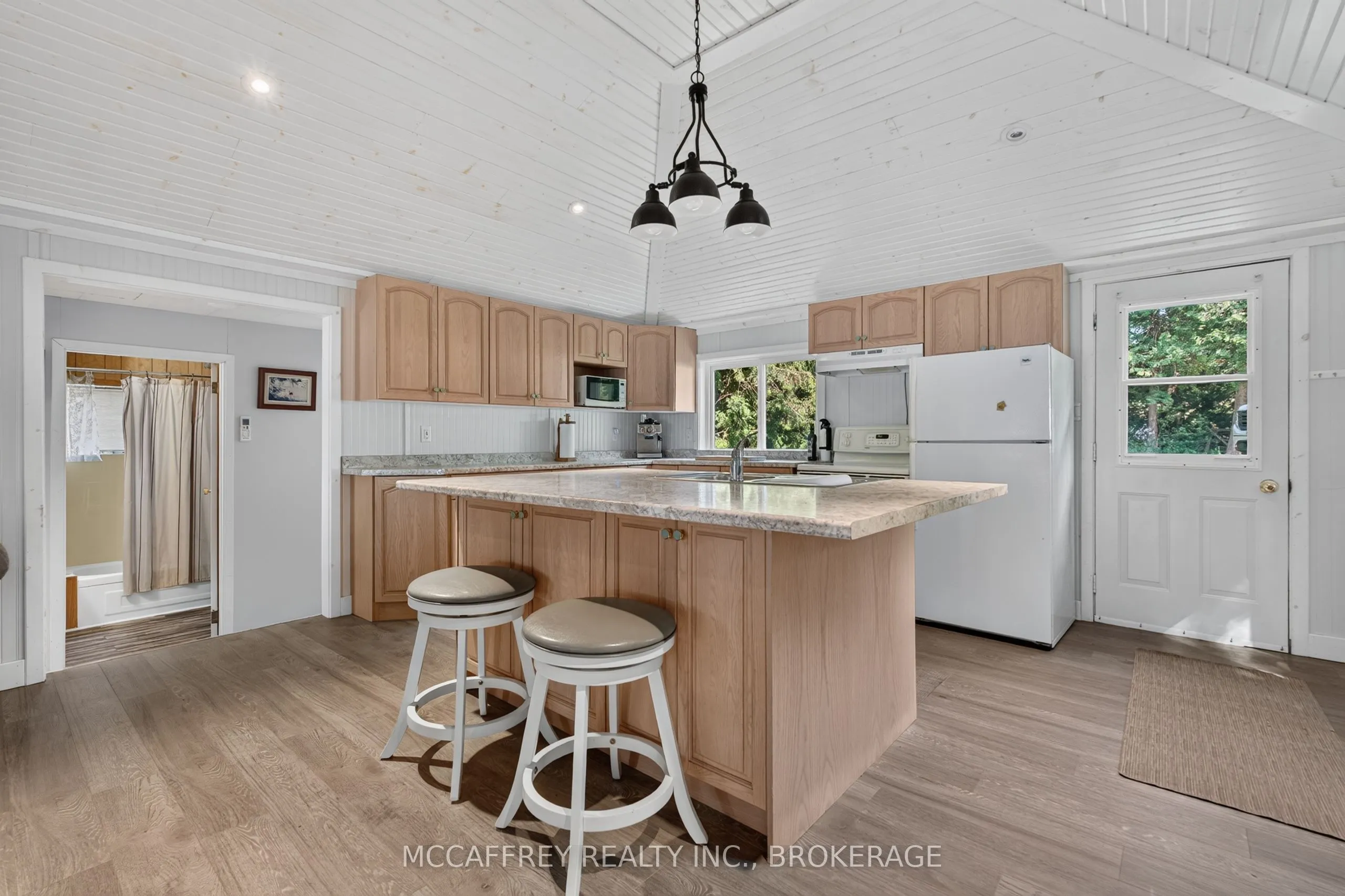 96 Islandview Lane