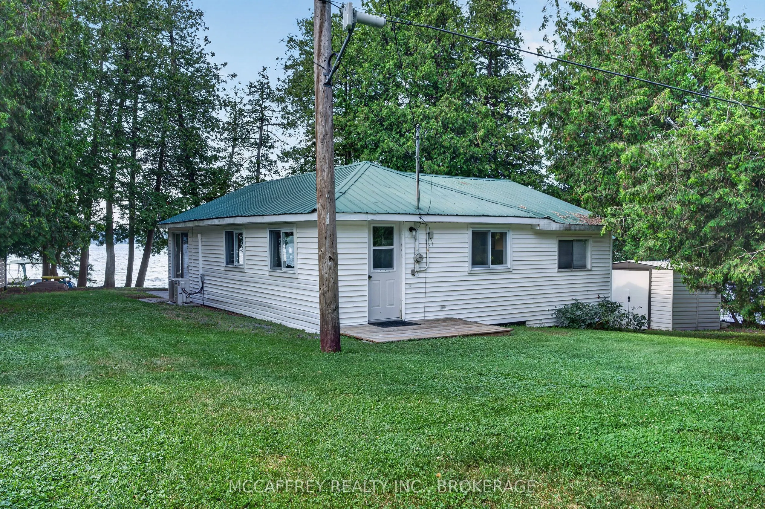 96 Islandview Lane