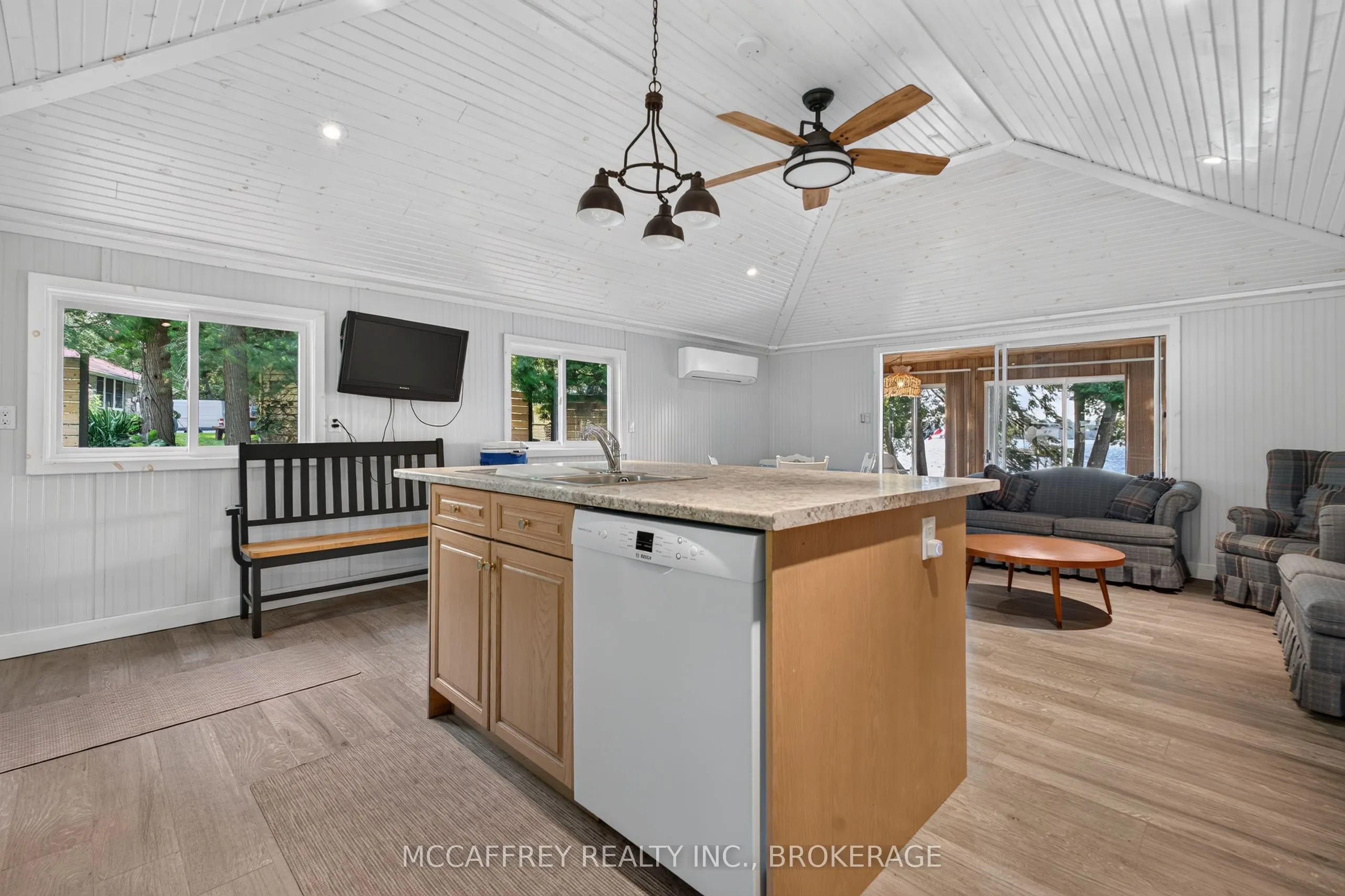 96 Islandview Lane