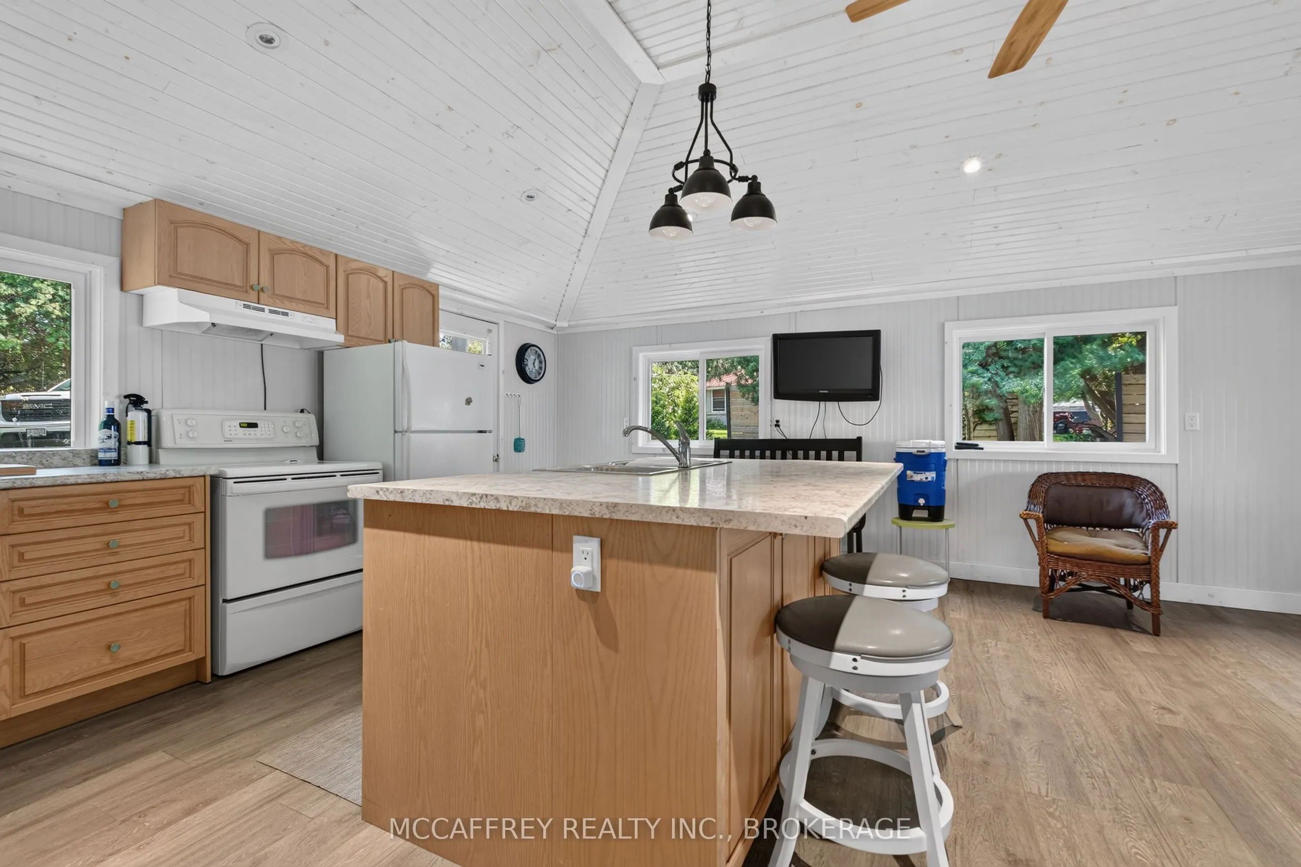 96 Islandview Lane