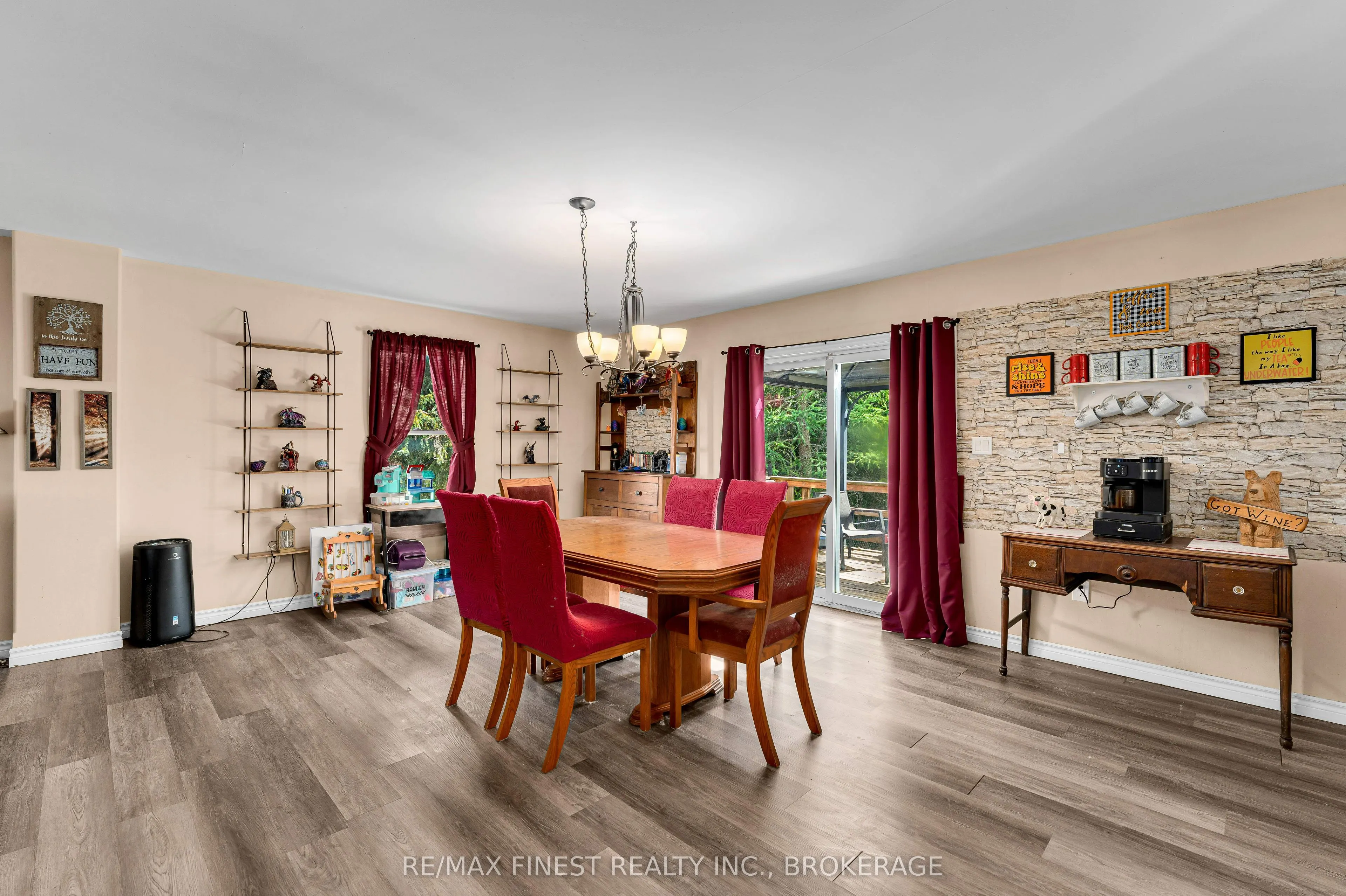 1 Neely Street