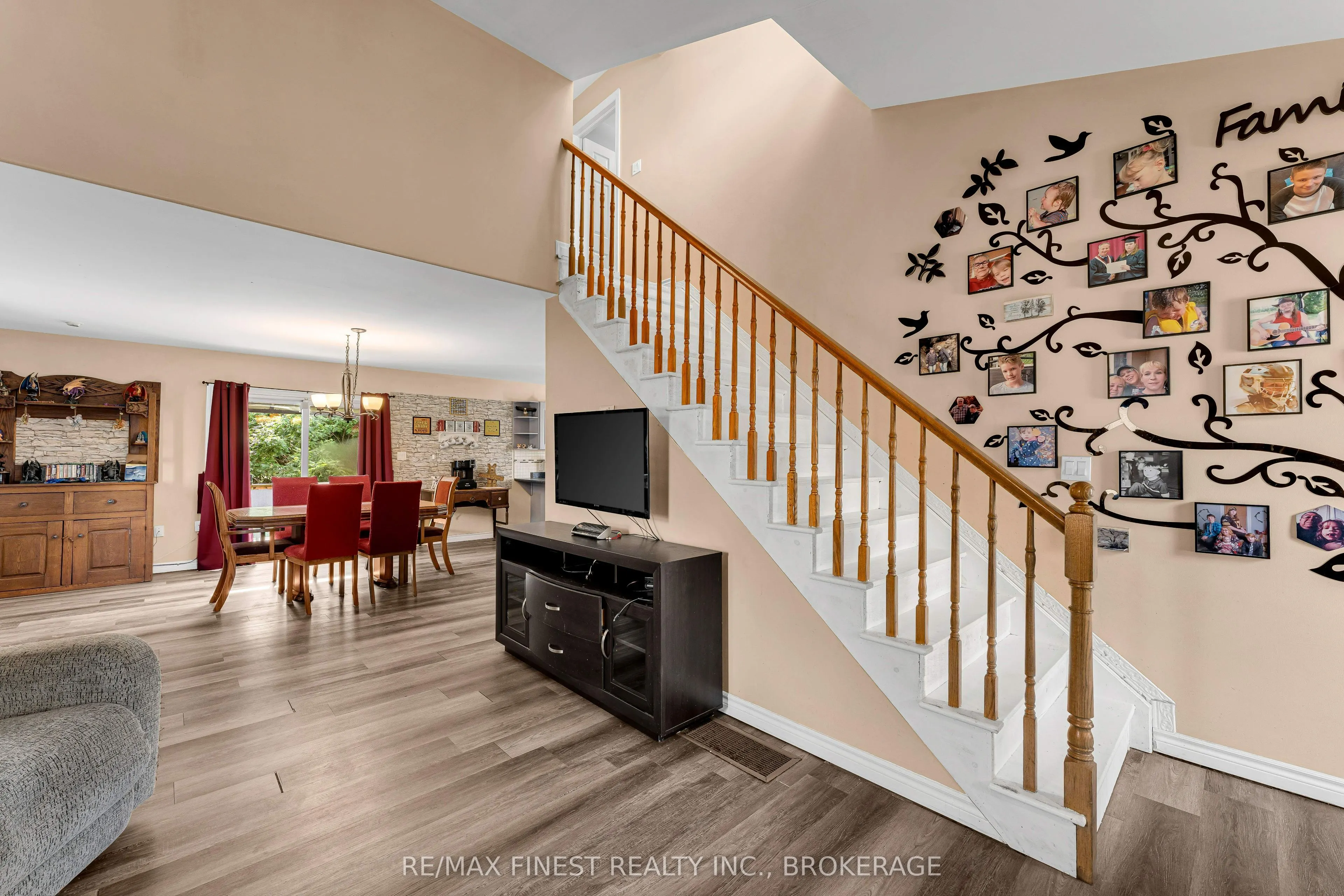 1 Neely Street