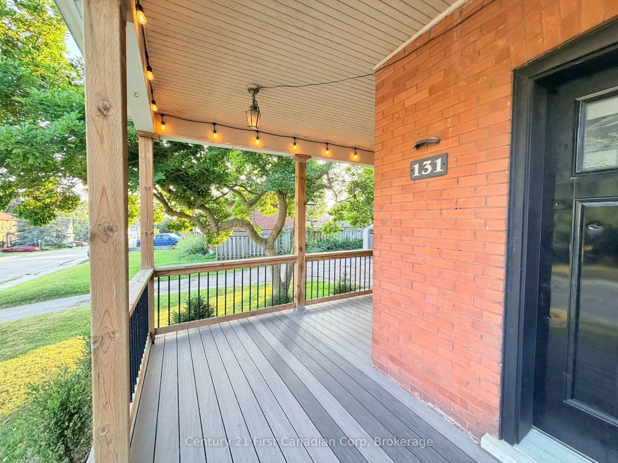 131 King Street E