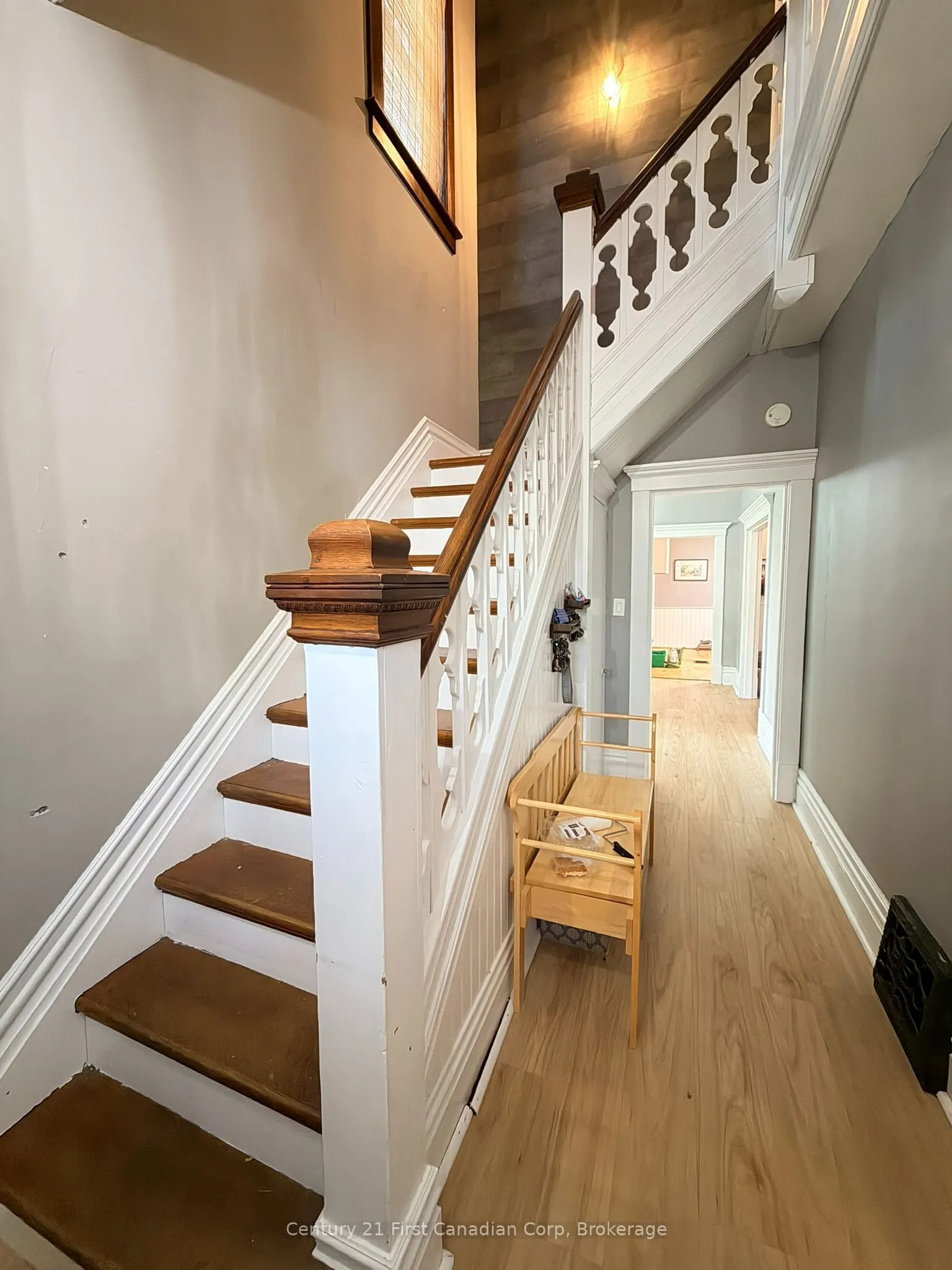 131 King Street E