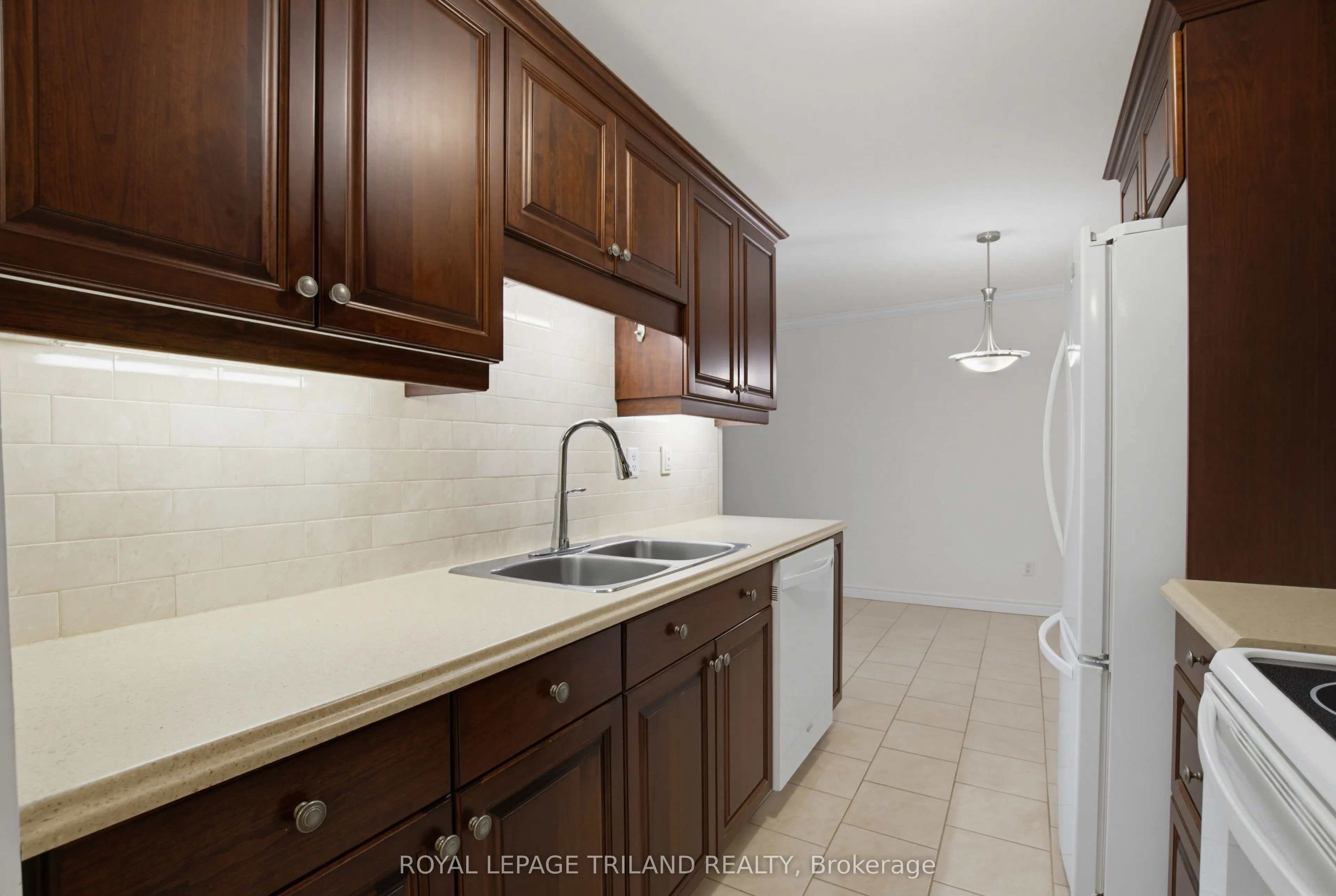 91 Spruce Street W #104