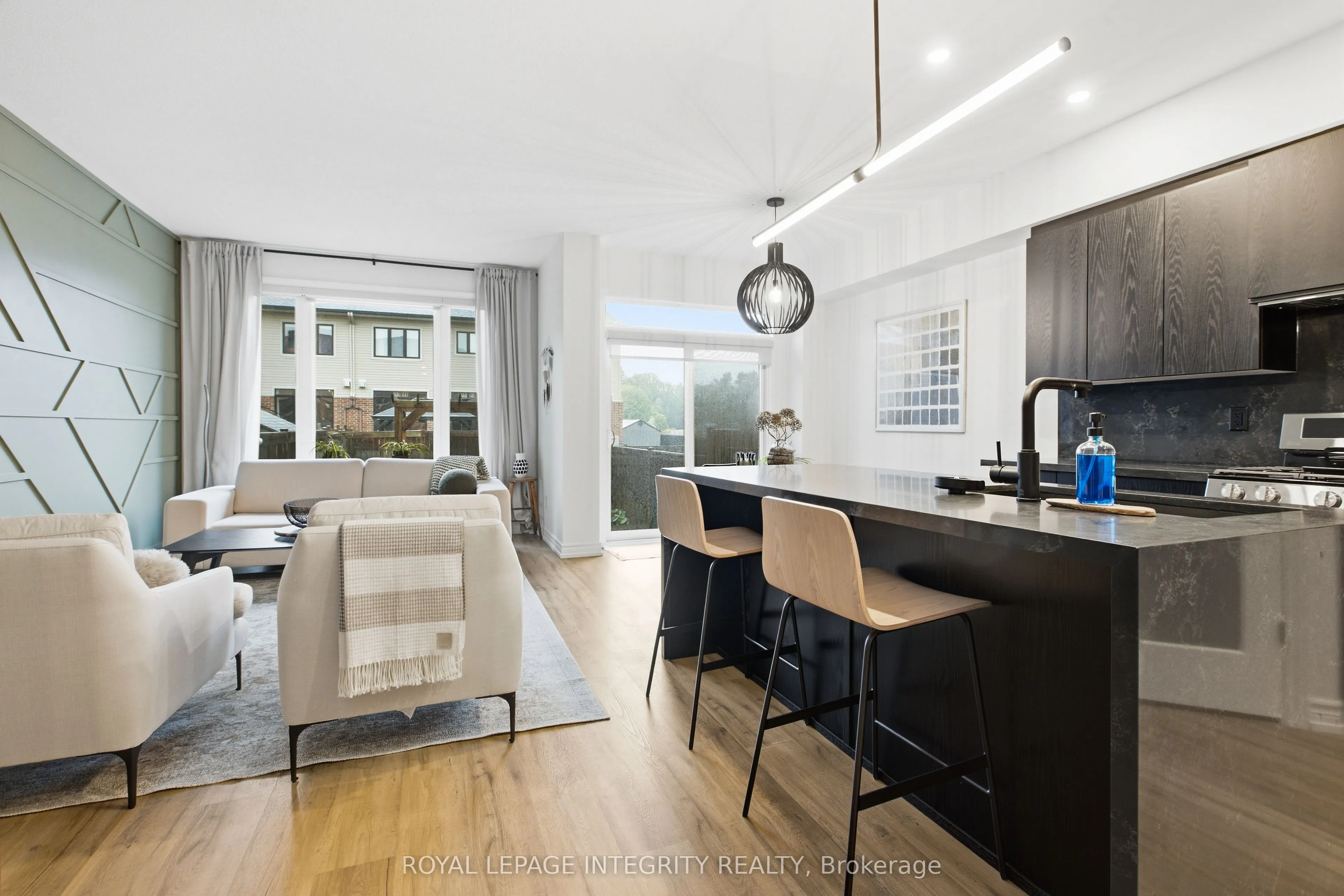 246 Cooks Mill Crescent