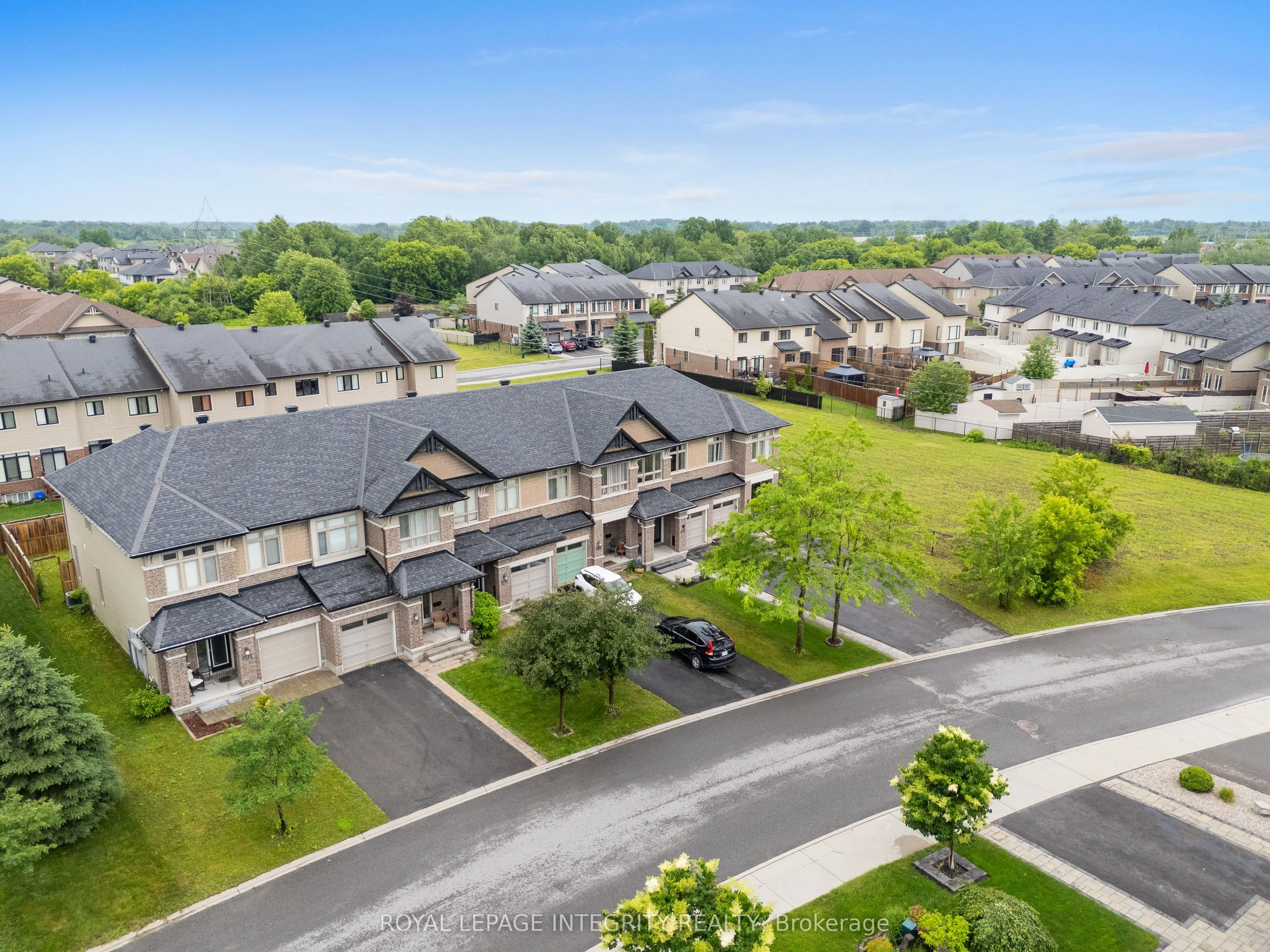 246 Cooks Mill Crescent