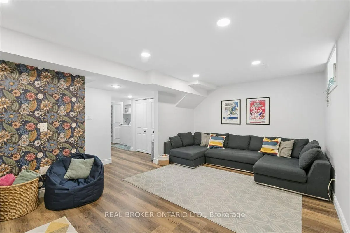 180 Highland Crescent #10