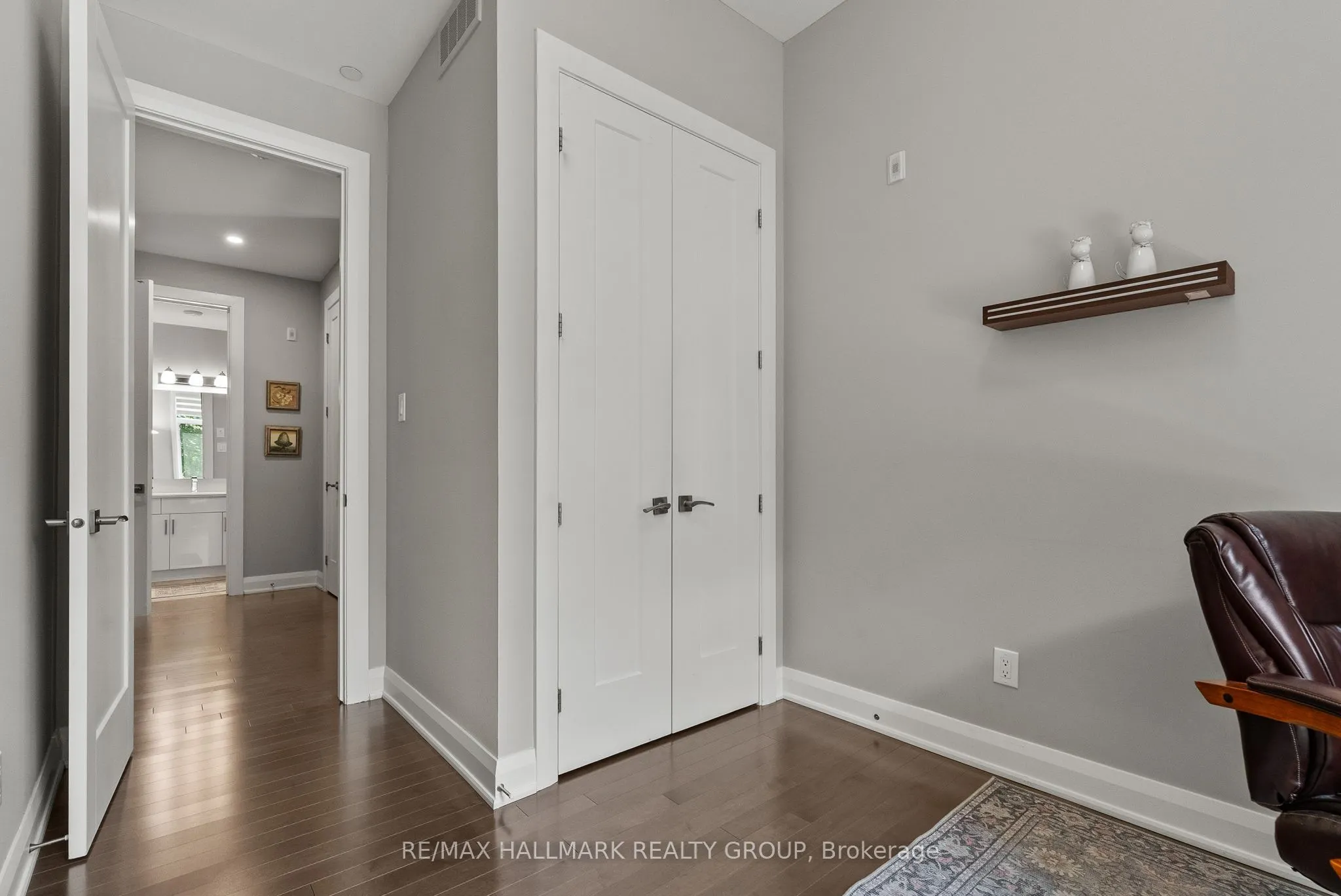120 Cortile Private #101