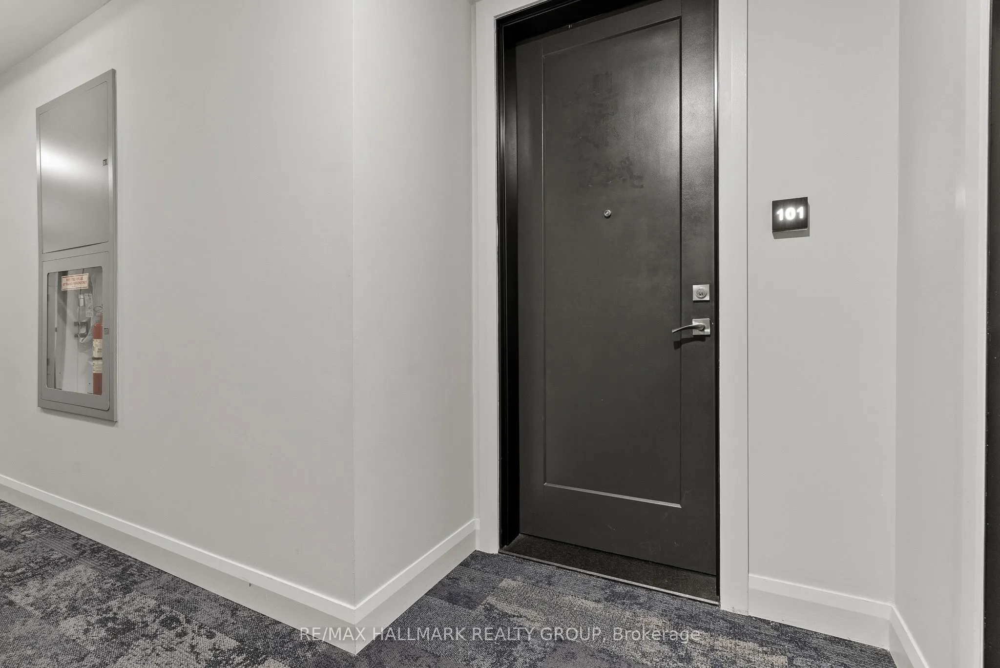 120 Cortile Private #101