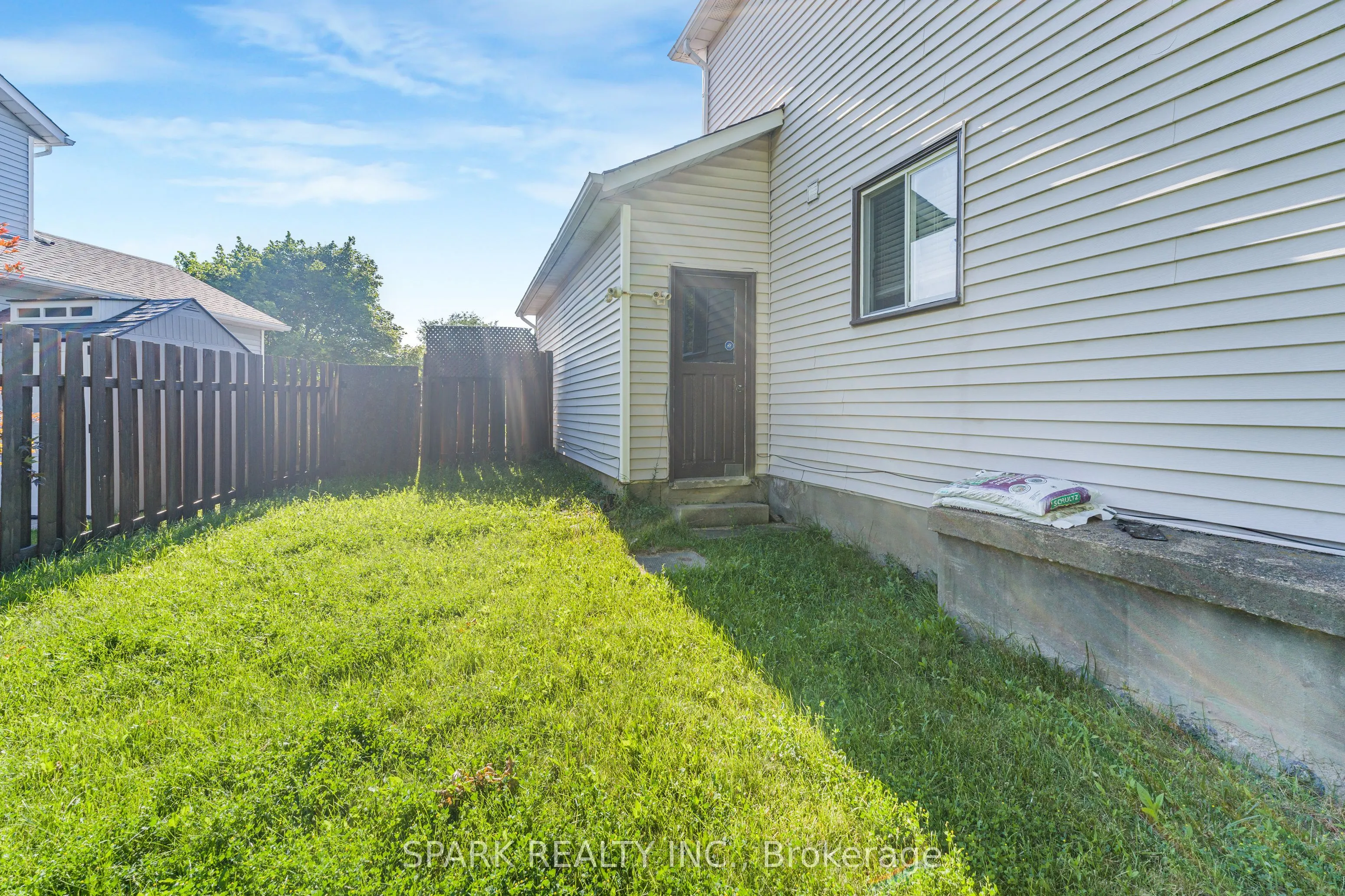 23 Rannie Court