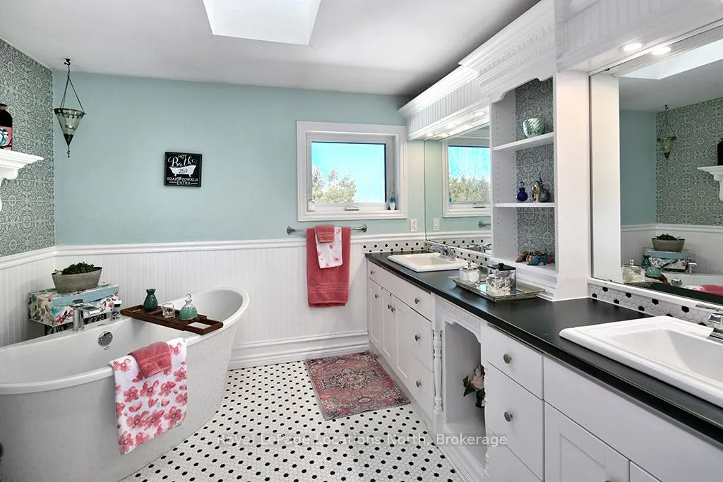 248 St. Vincent Crescent