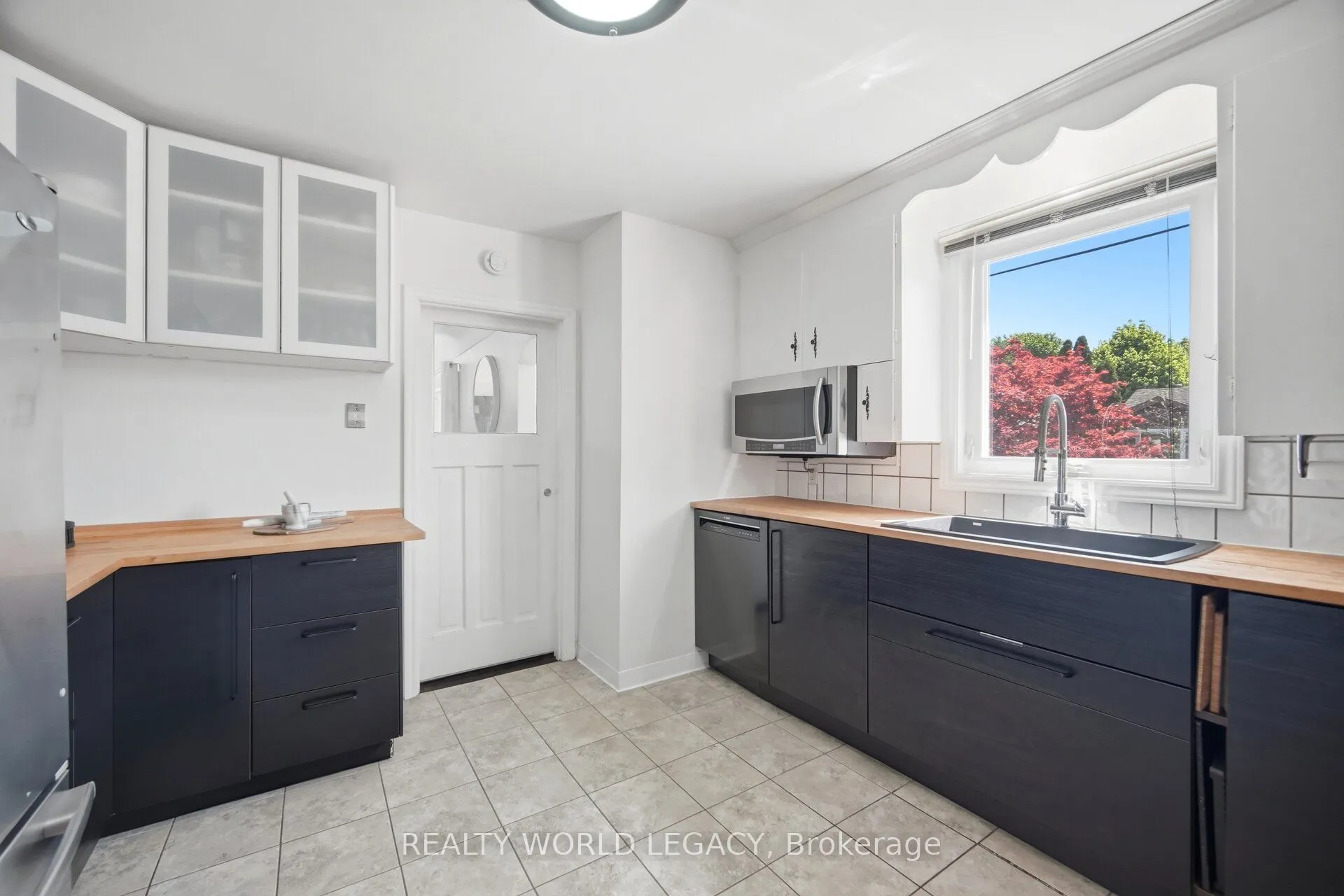 94 Clarendon Avenue