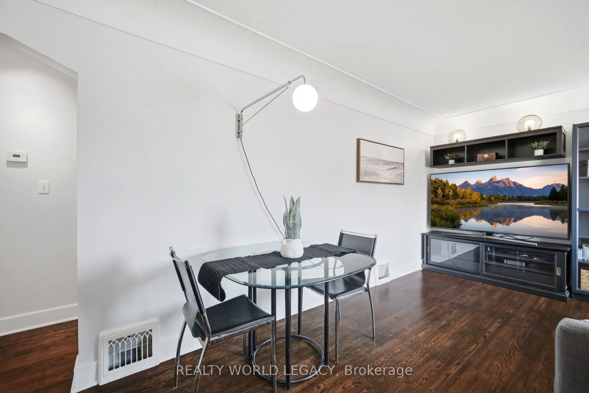 94 Clarendon Avenue