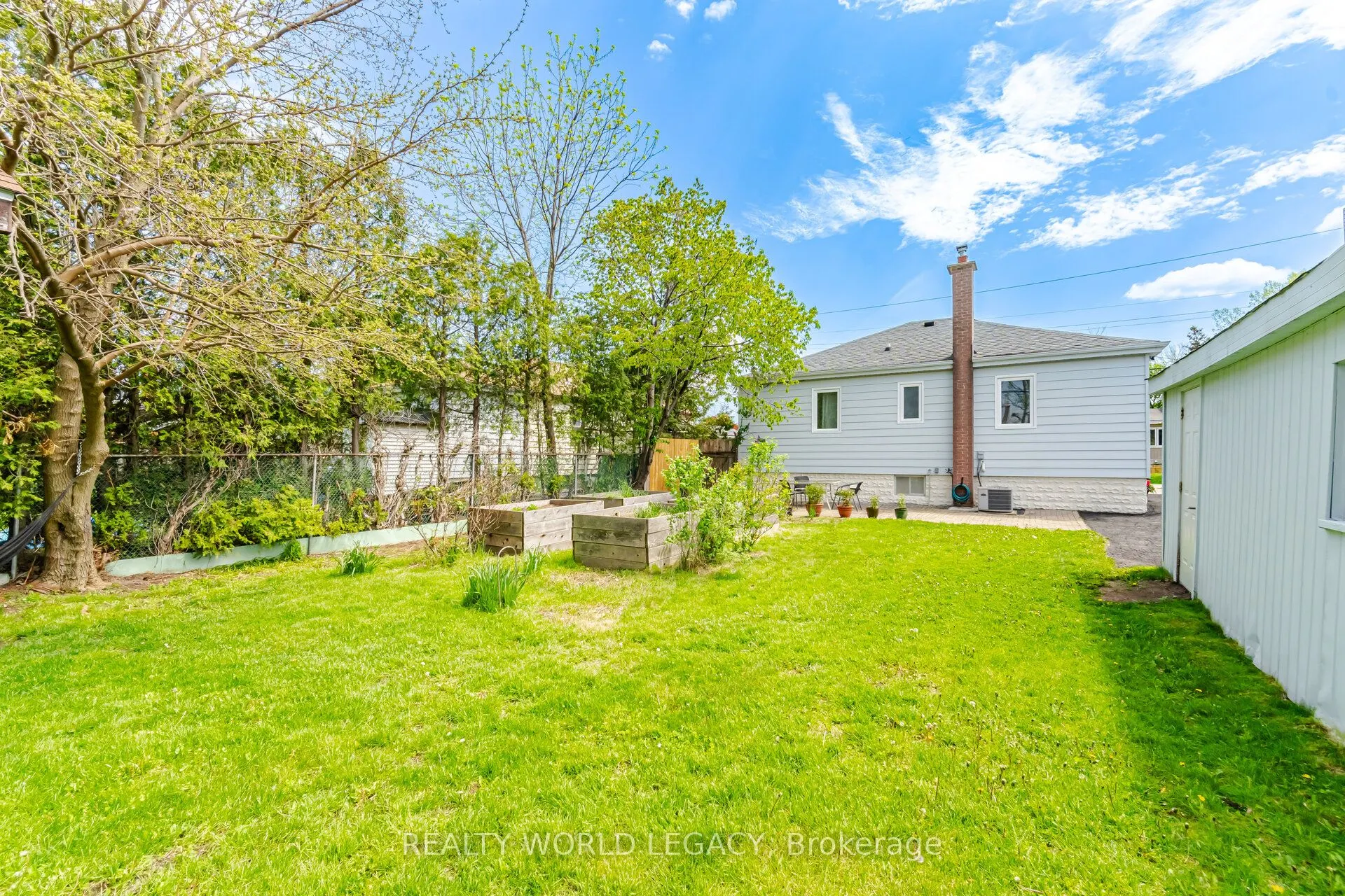 94 Clarendon Avenue