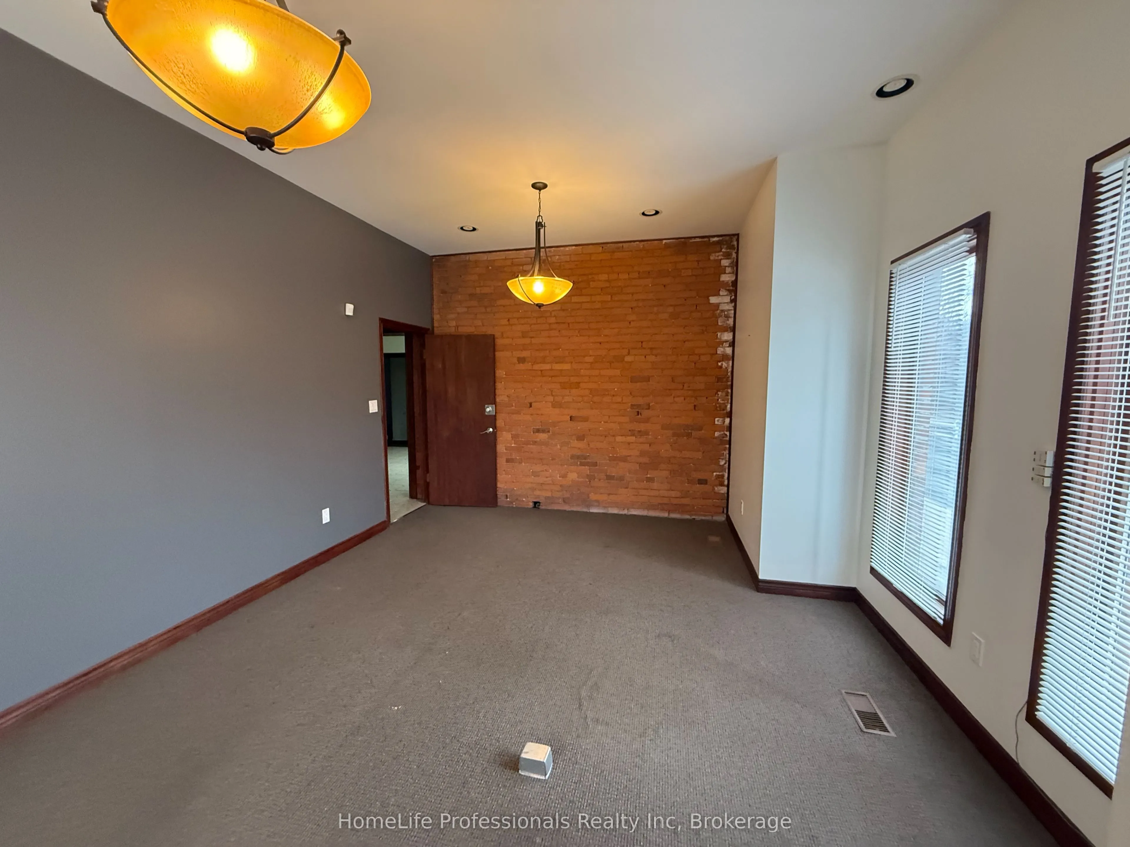 101 Hunter Street E #Main Floor Unit