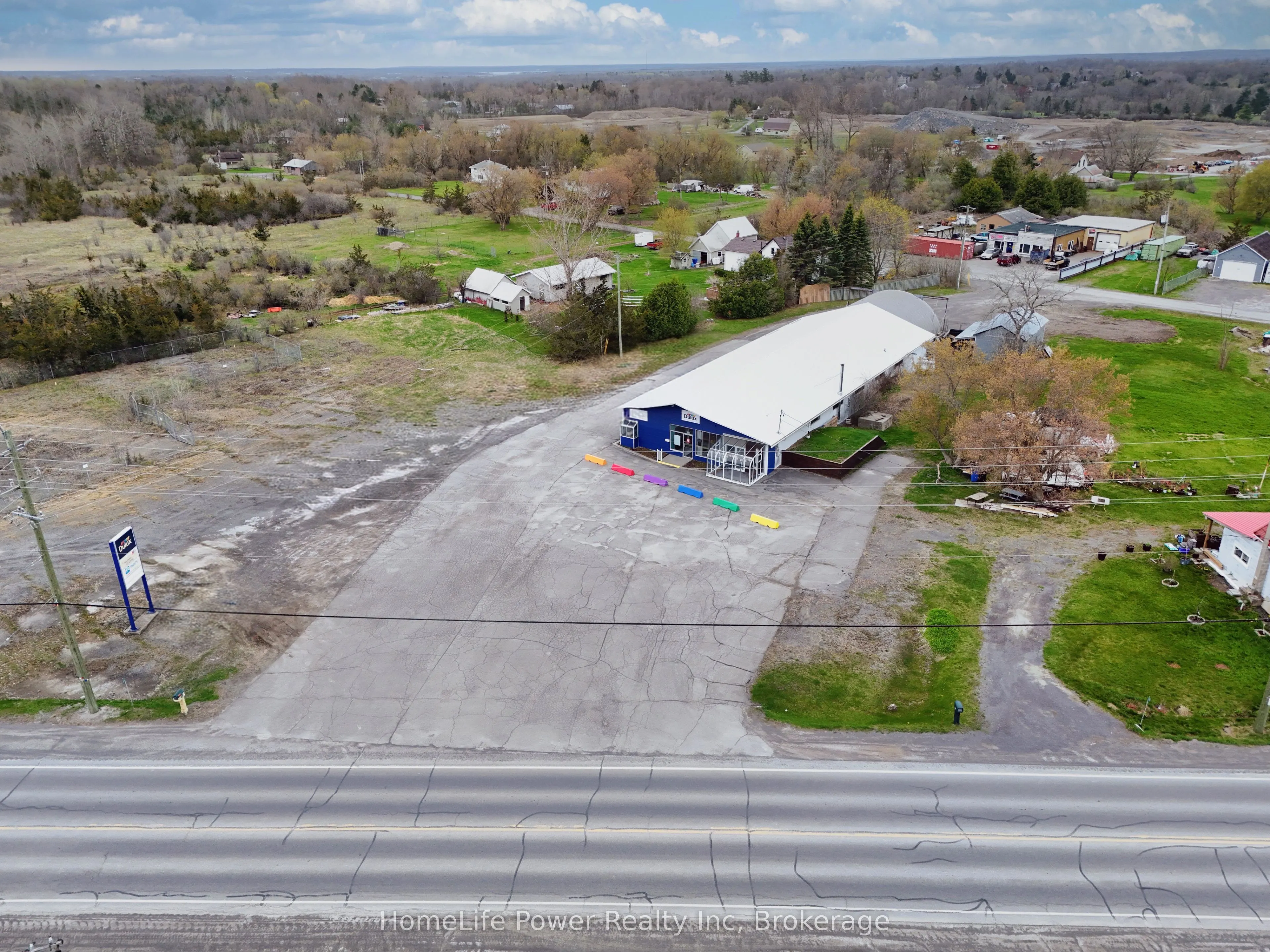 8262 County Rd. 2 Highway