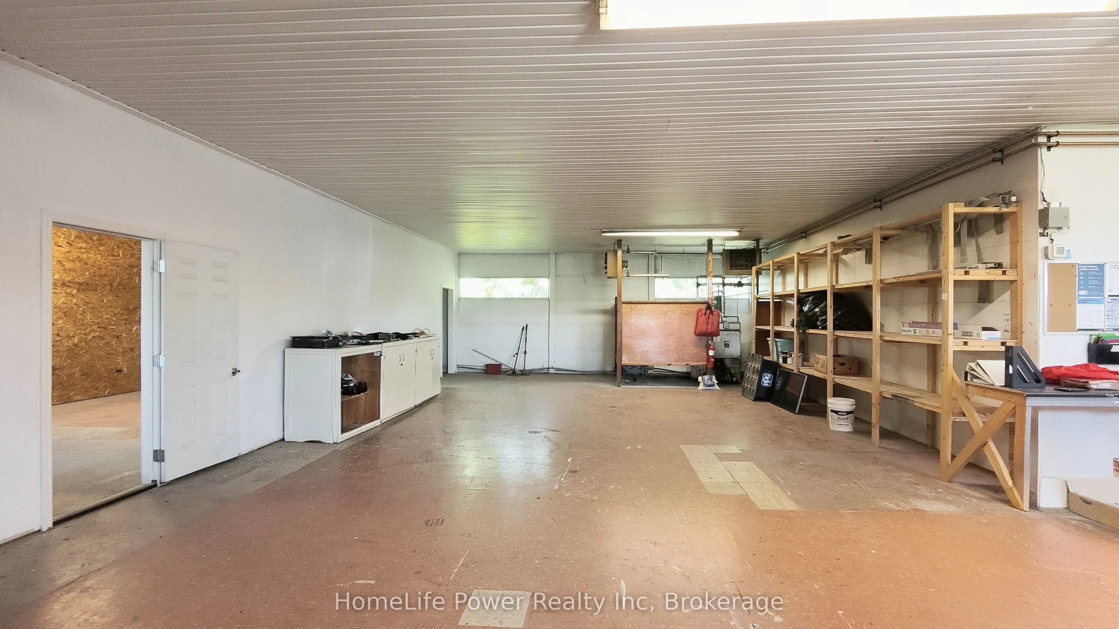 8262 County Rd. 2 Highway