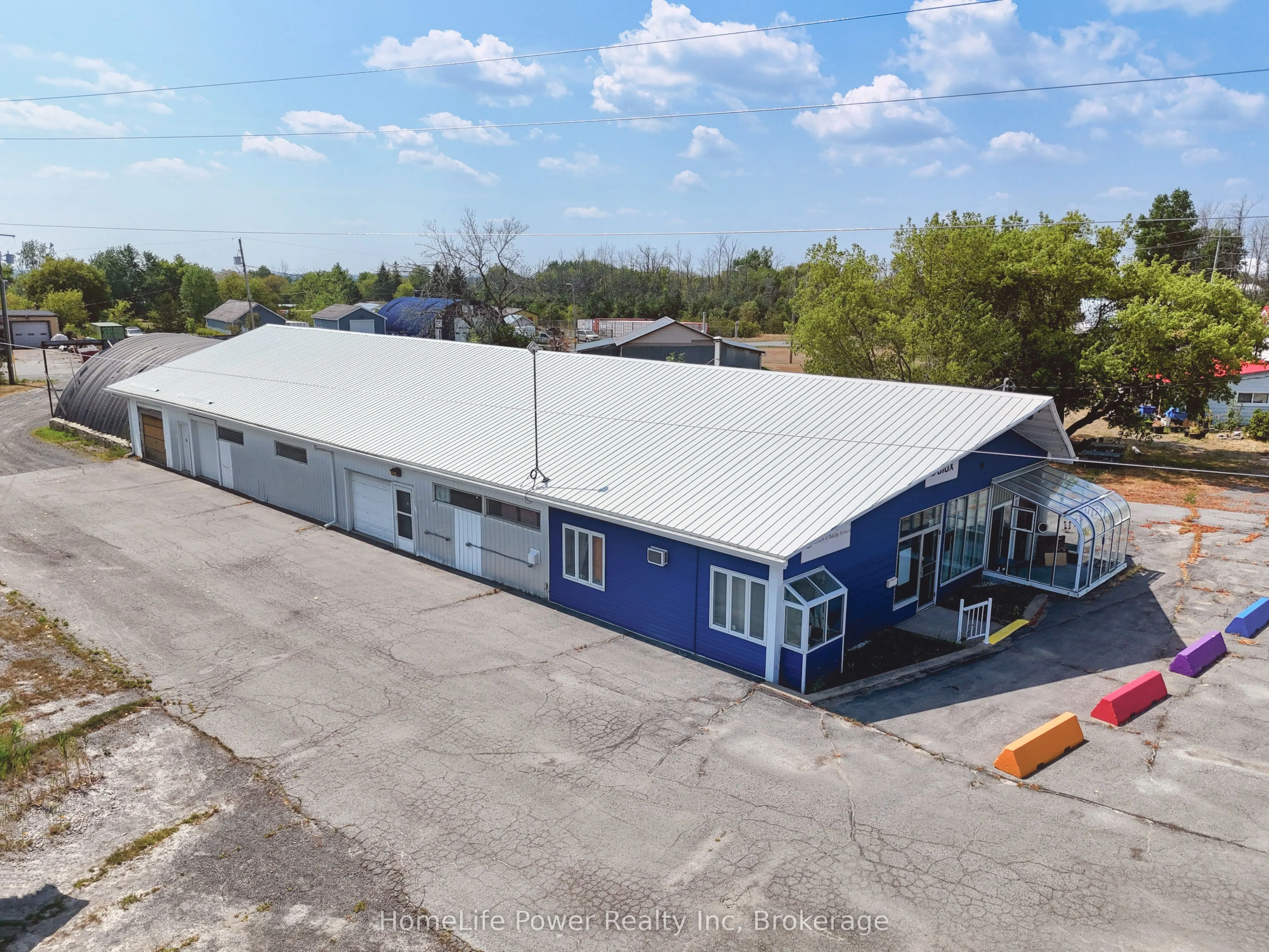 8262 County Rd. 2 Highway