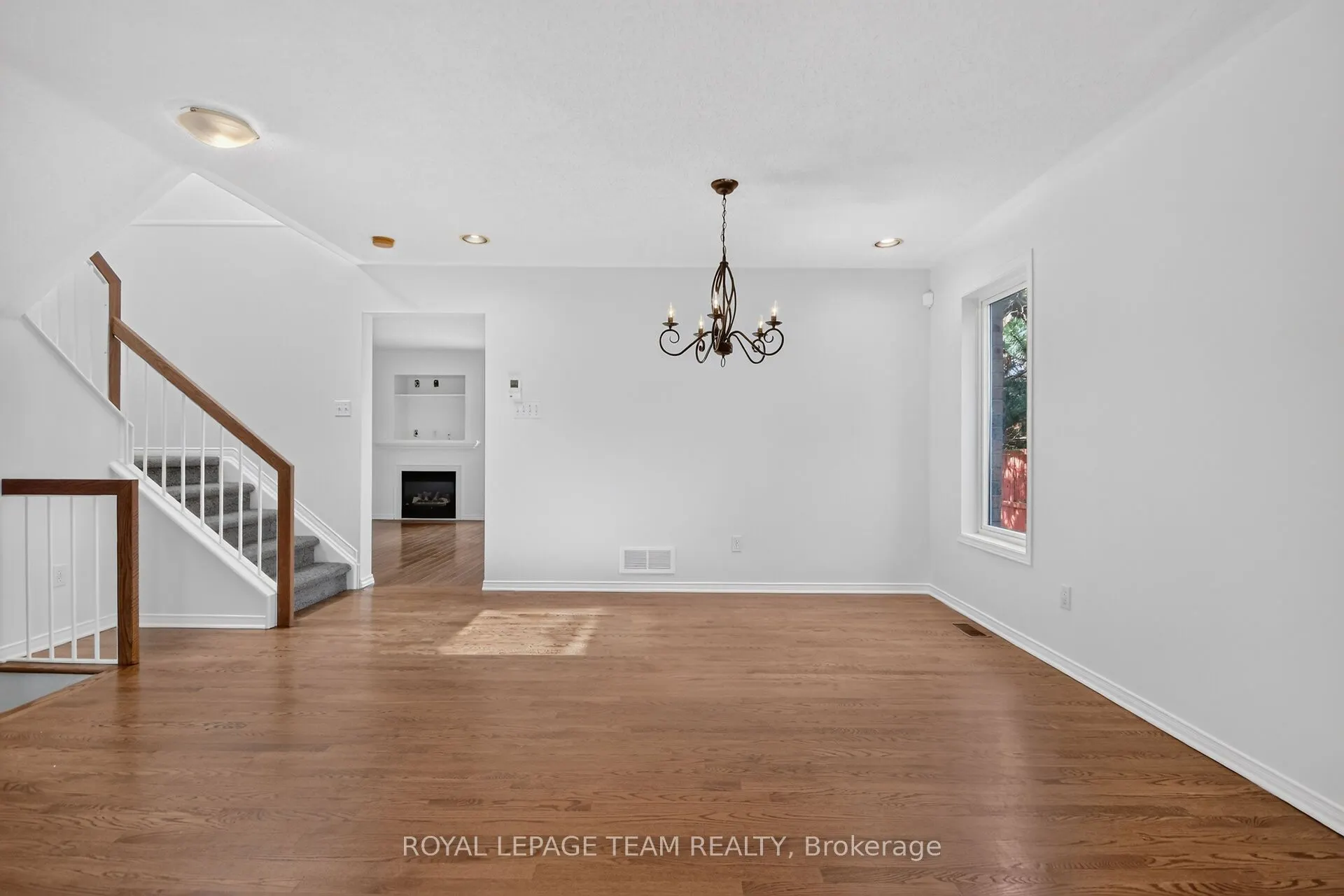 32 Vistapointe Drive