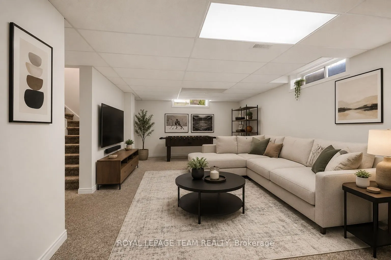 32 Vistapointe Drive