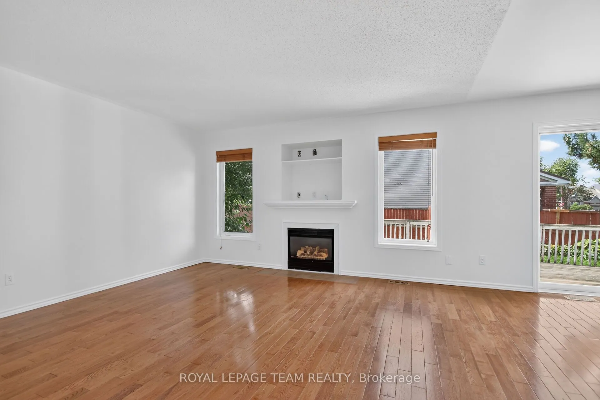 32 Vistapointe Drive