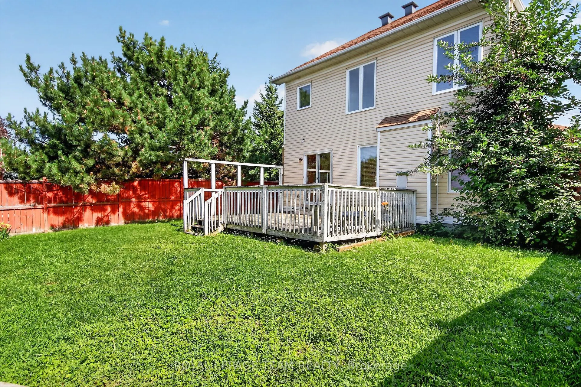 32 Vistapointe Drive