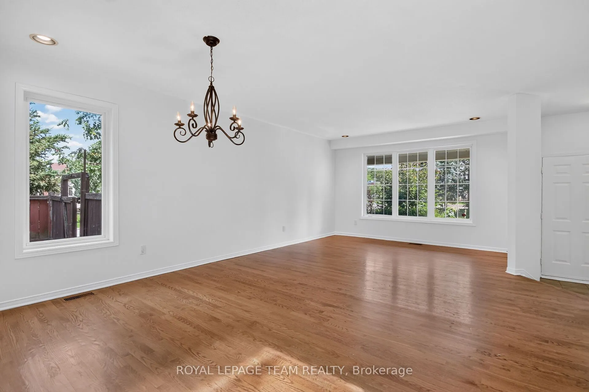 32 Vistapointe Drive