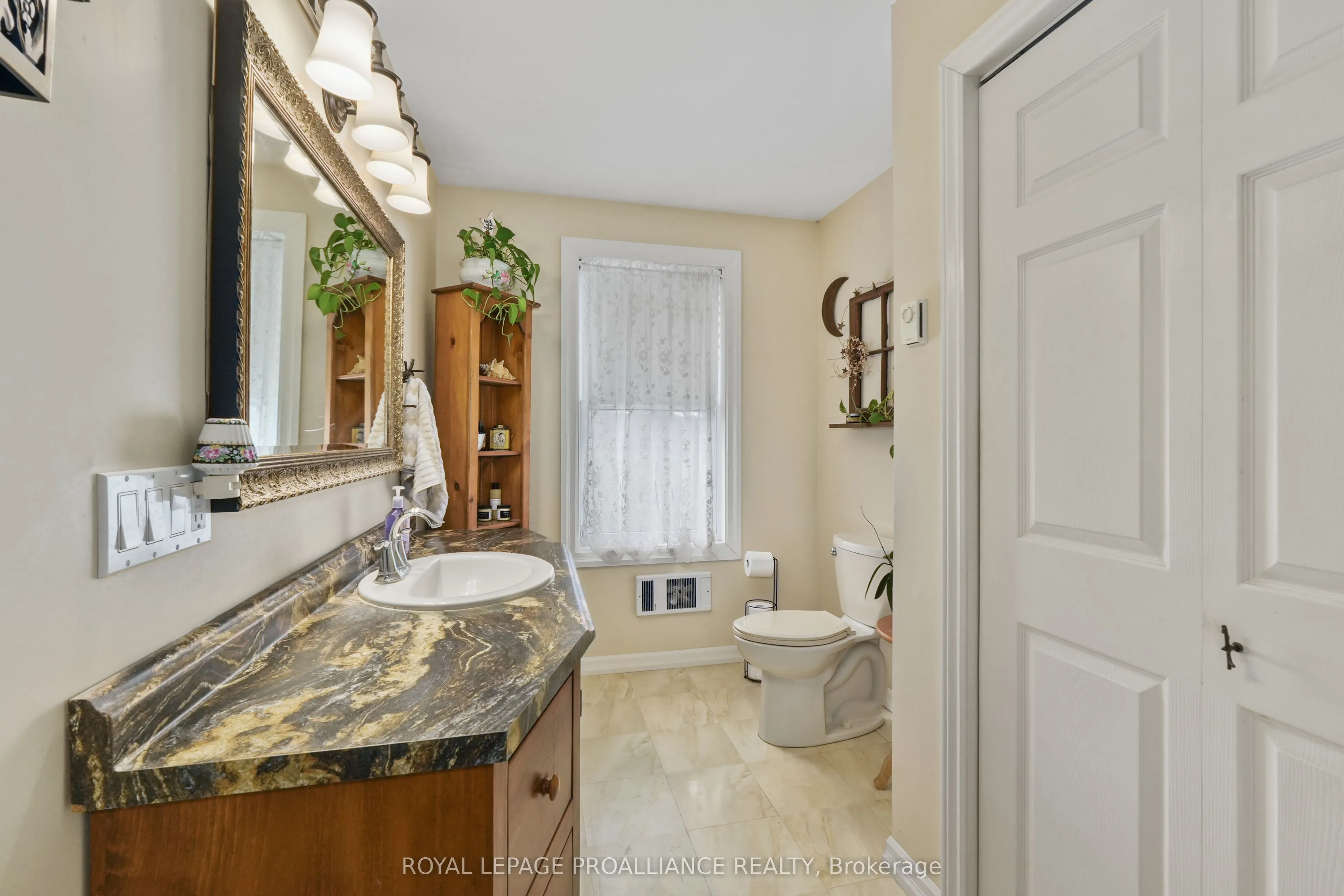 249 Bright Road
