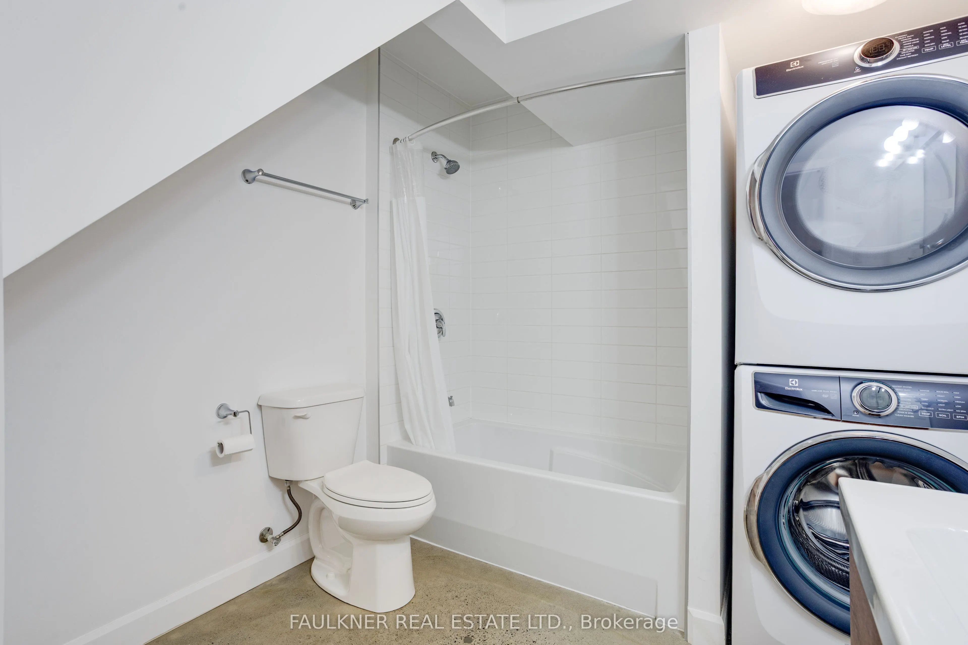 143 Columbus Avenue #B