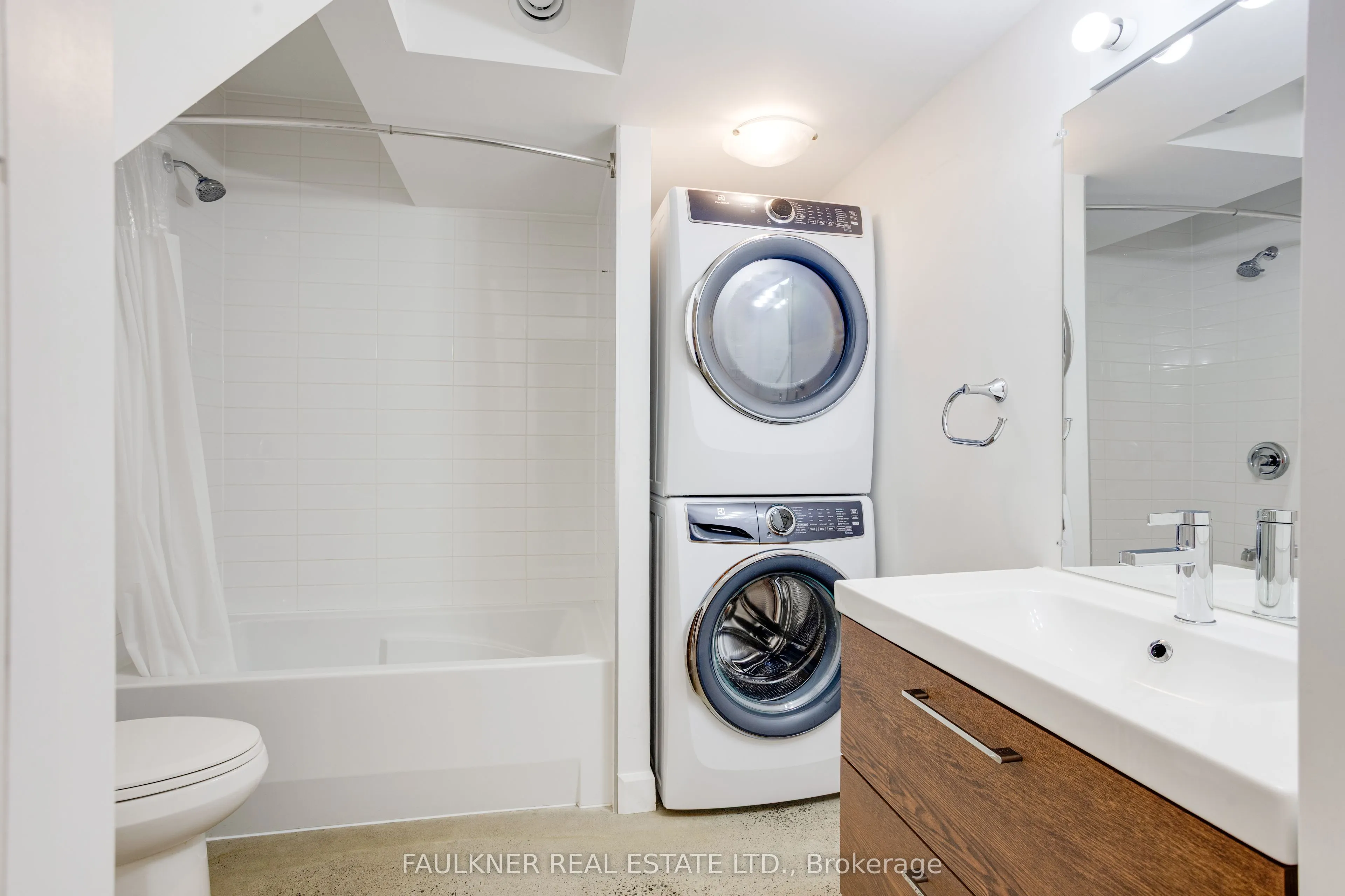 143 Columbus Avenue #B