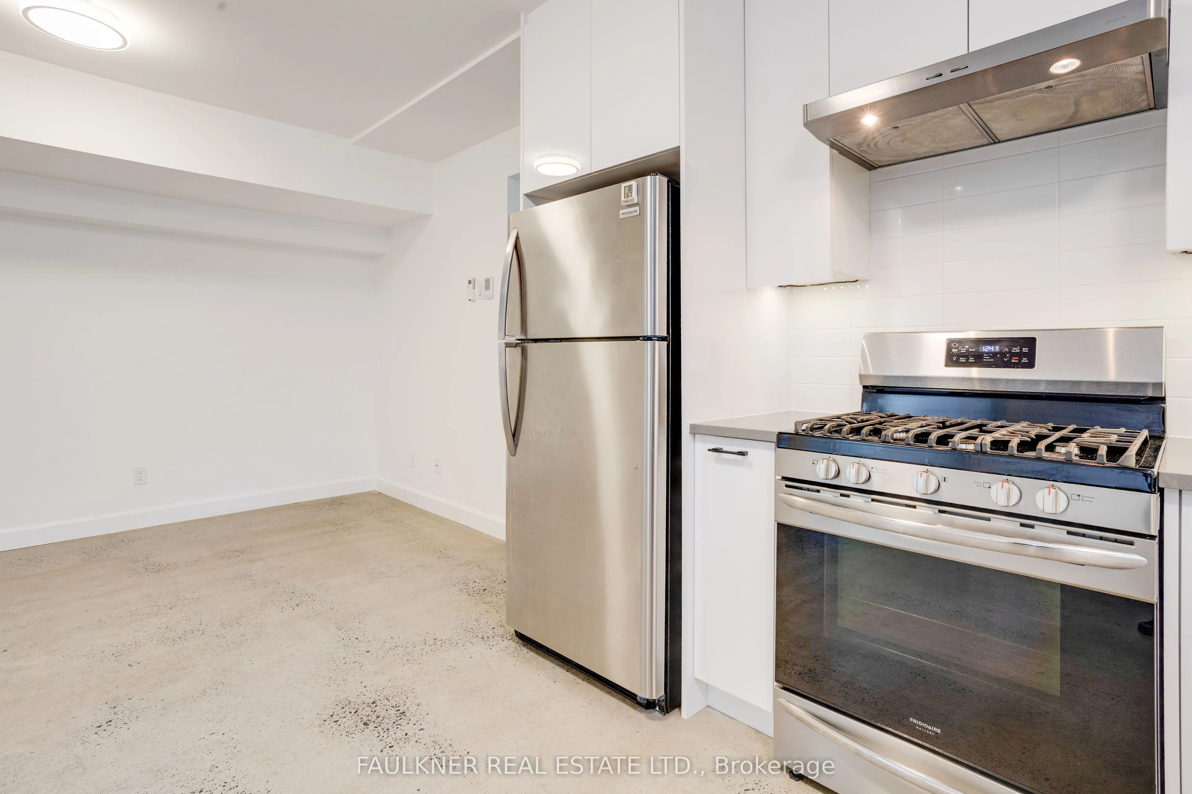 143 Columbus Avenue #B