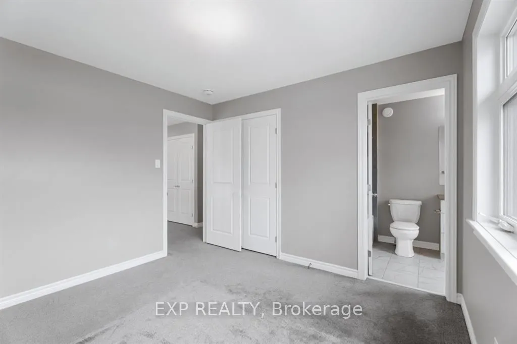 848 SNOWDROP Crescent