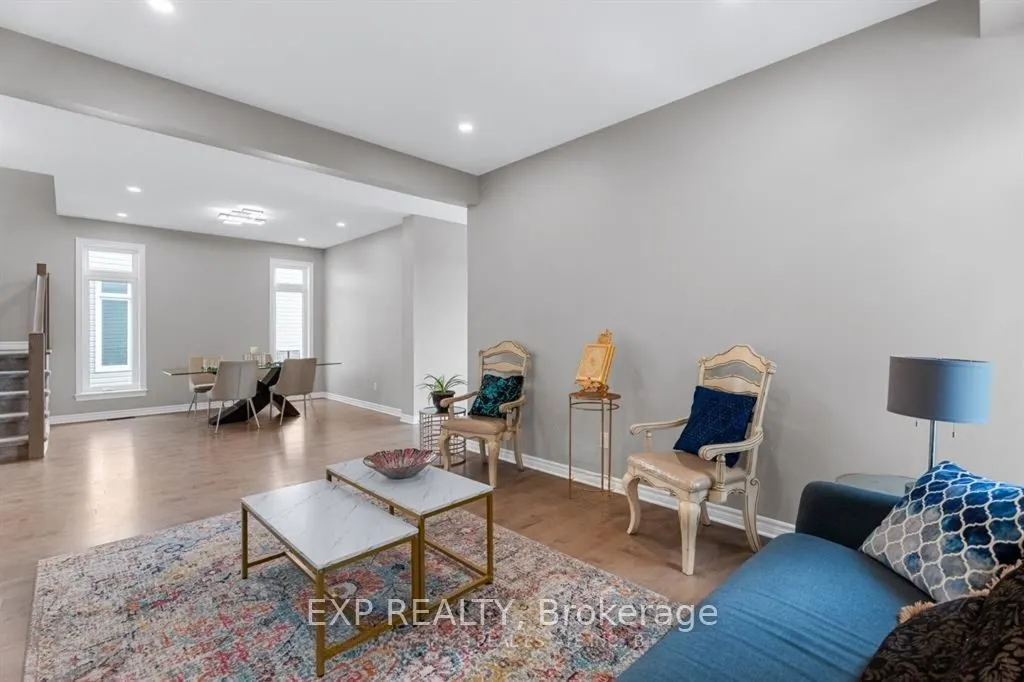 848 SNOWDROP Crescent