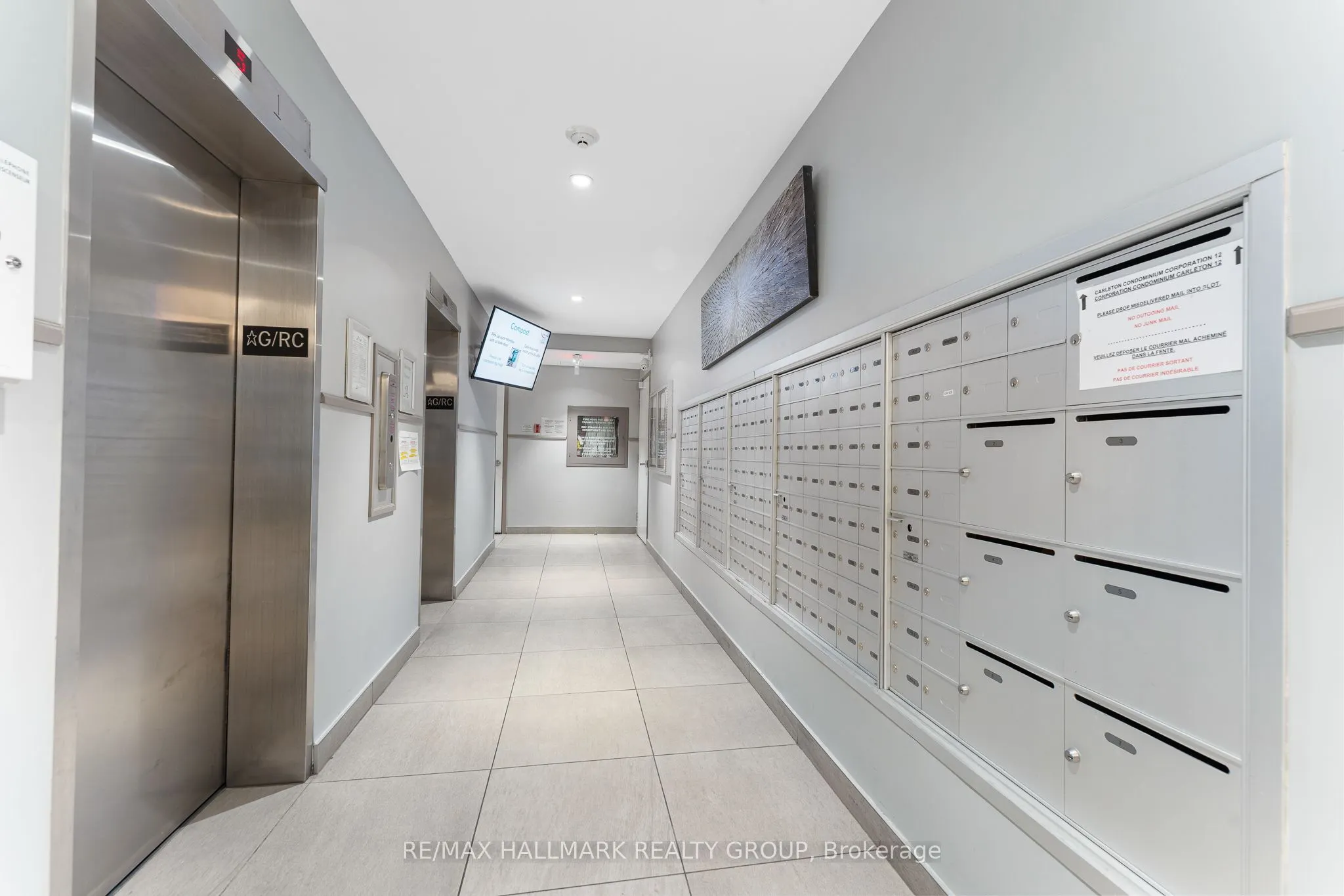 158 A McArthur Avenue #404