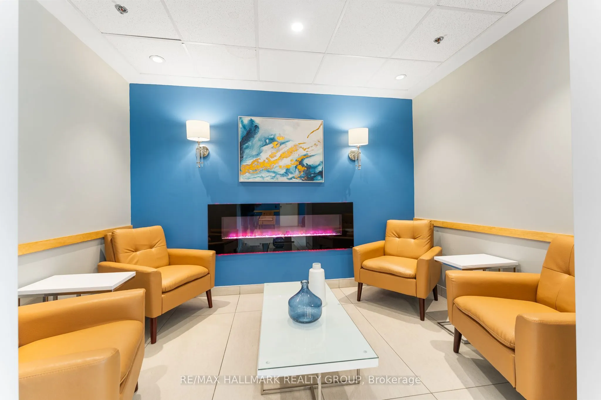158 A McArthur Avenue #404