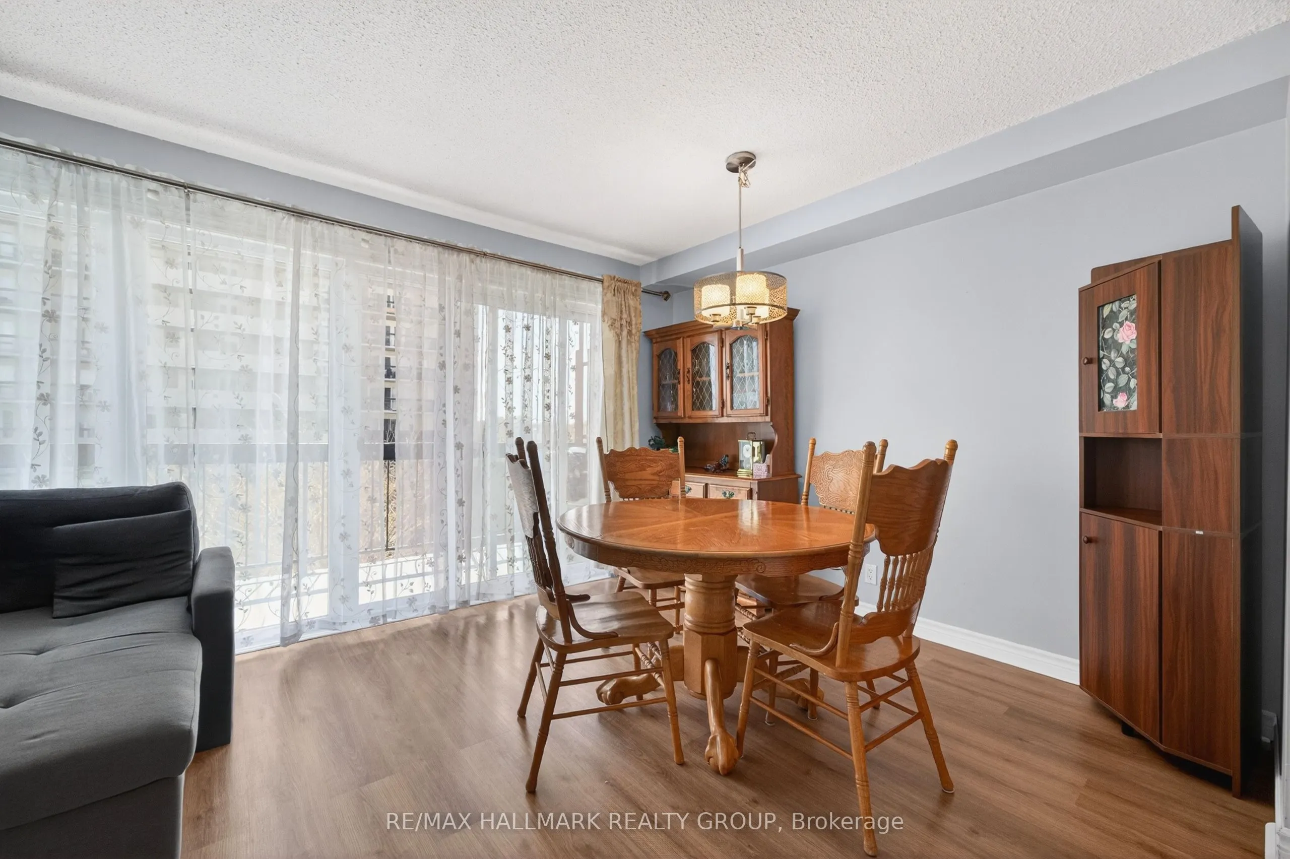 158 A McArthur Avenue #404