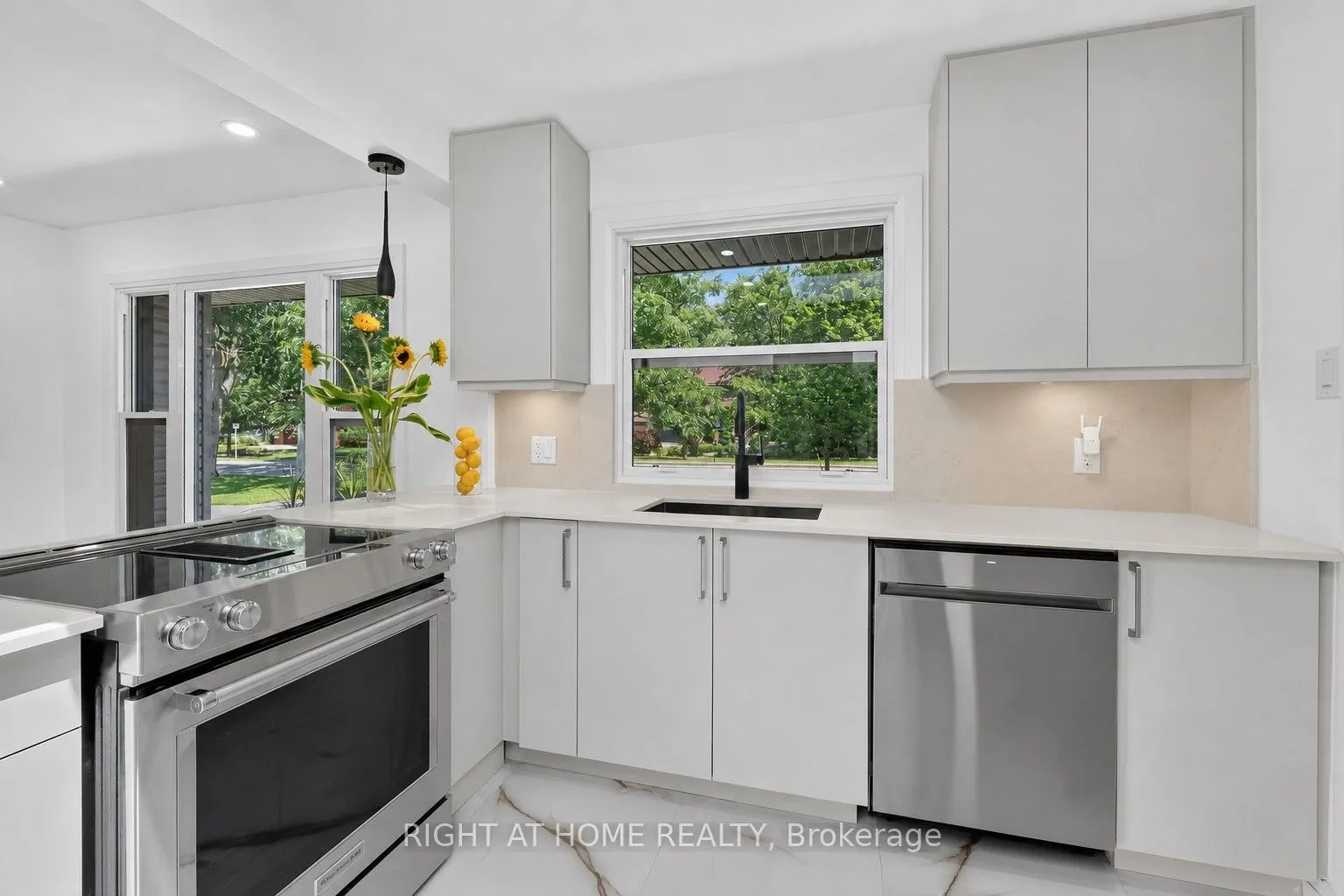 200 Island Park Drive